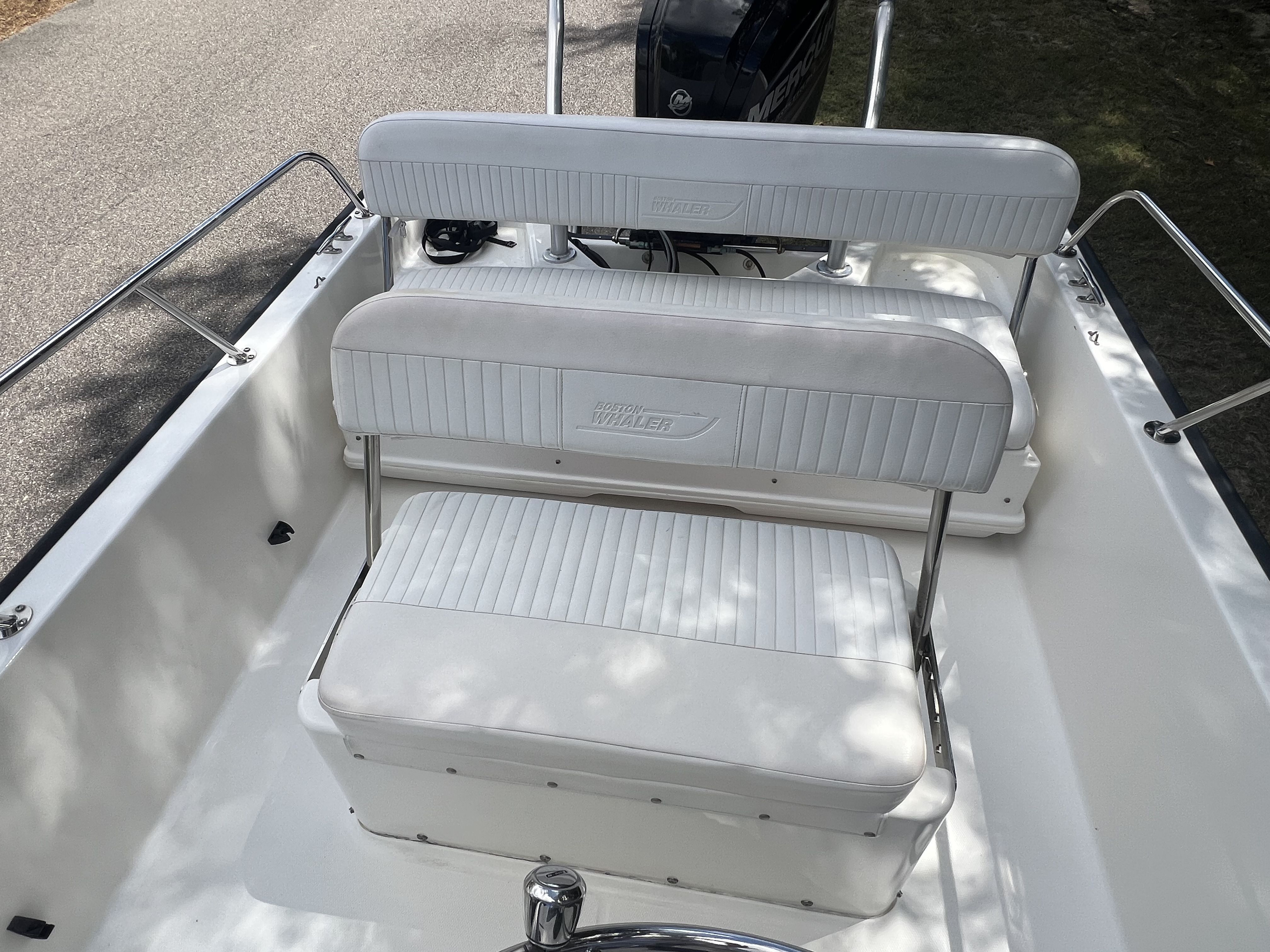 2016 Boston Whaler 170 MONTAUK Image Thumbnail #8