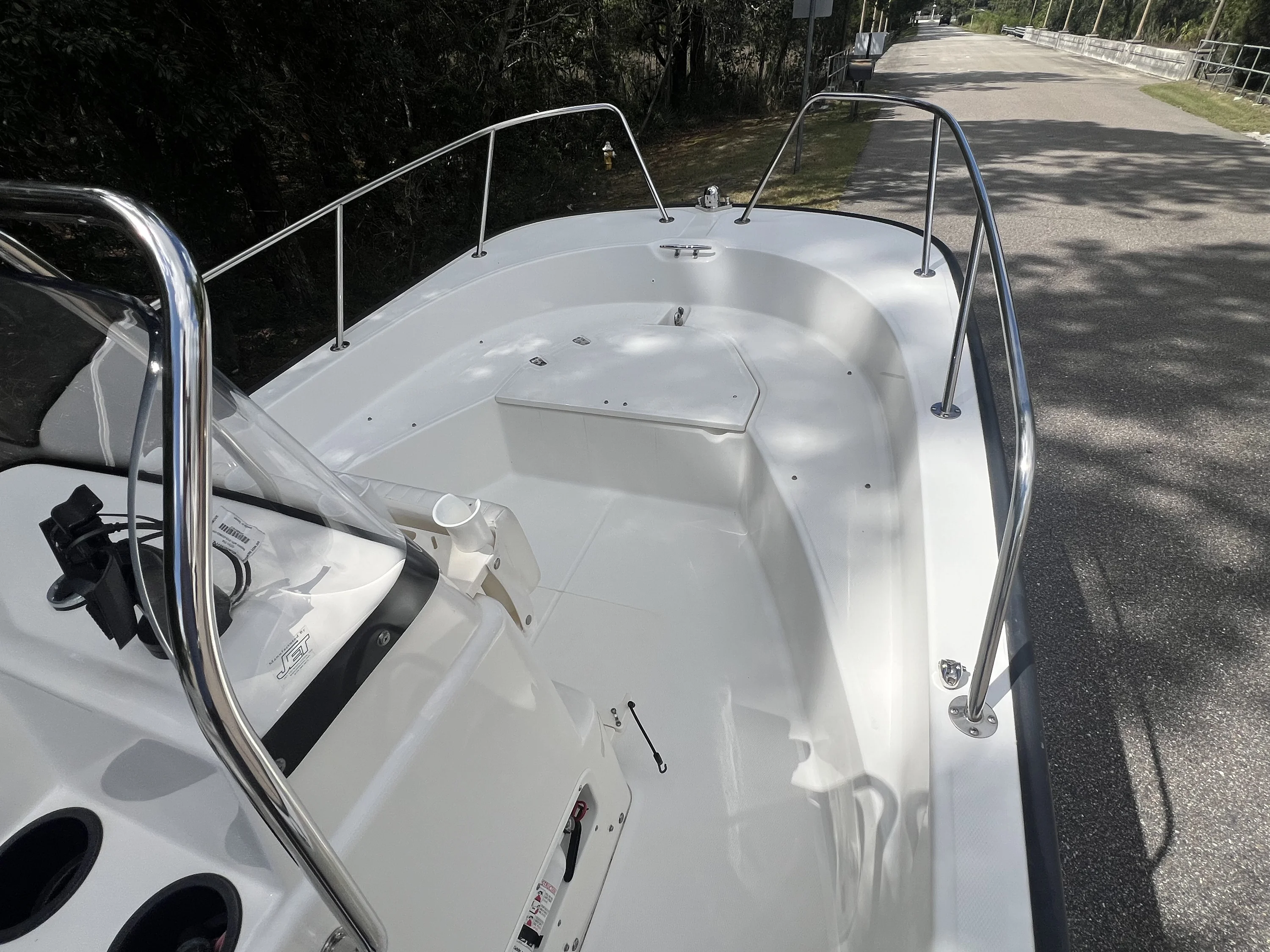 2016 Boston Whaler 170 MONTAUK Image Thumbnail #19