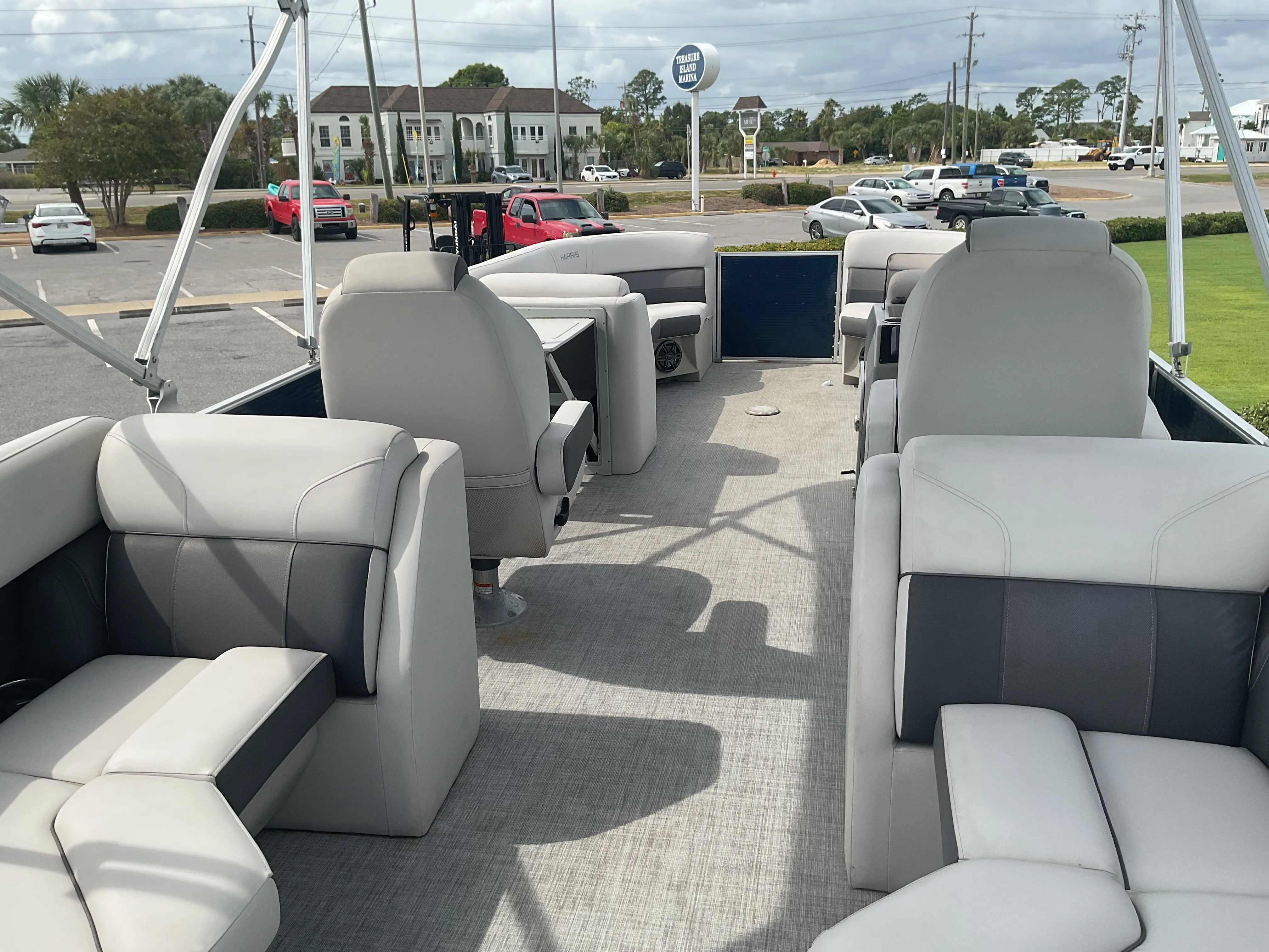 2022 Harris Cruiser 230 Image Thumbnail #30