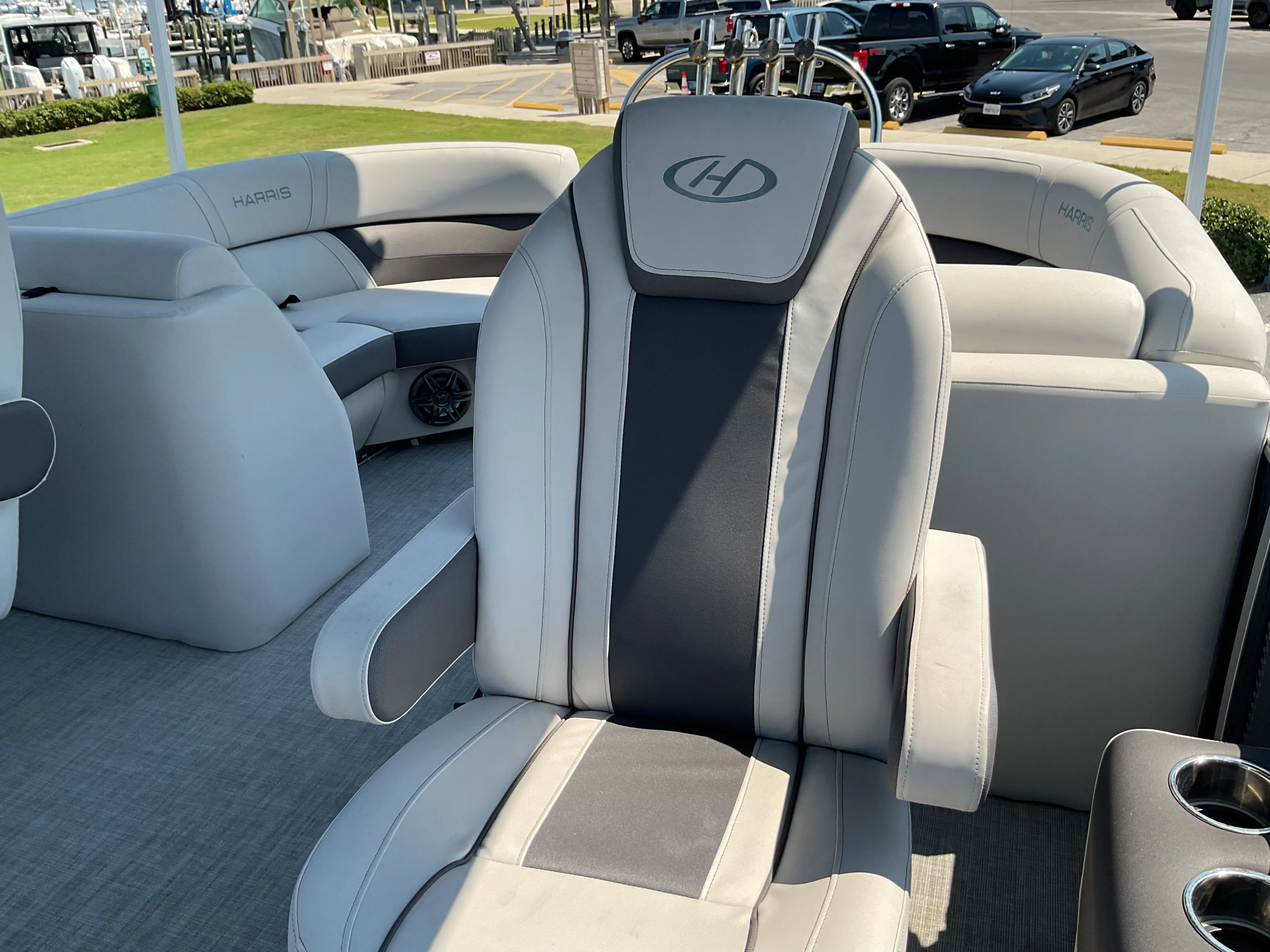 2022 Harris Cruiser 230 Image Thumbnail #28