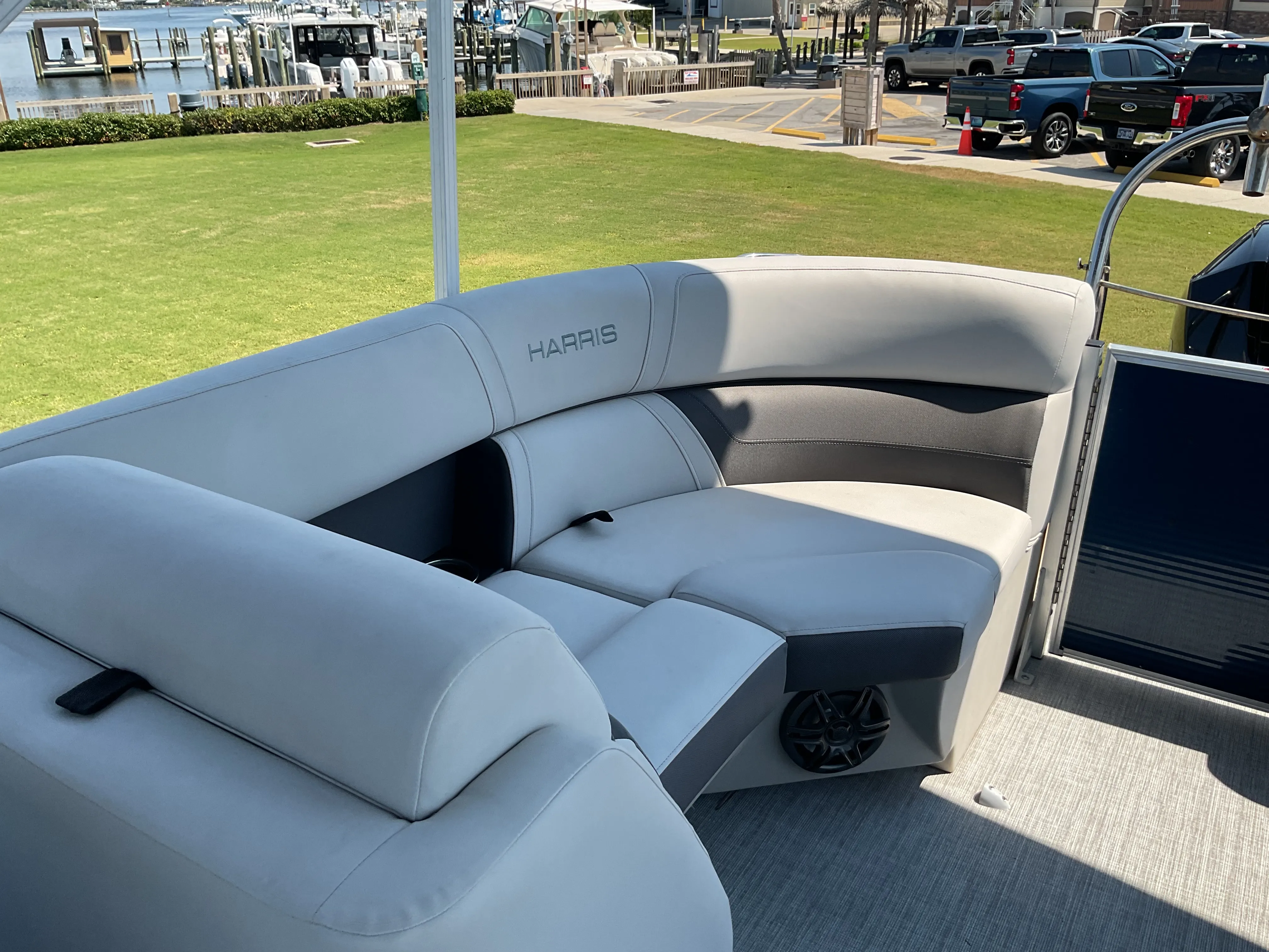 2022 Harris Cruiser 230 Image Thumbnail #17