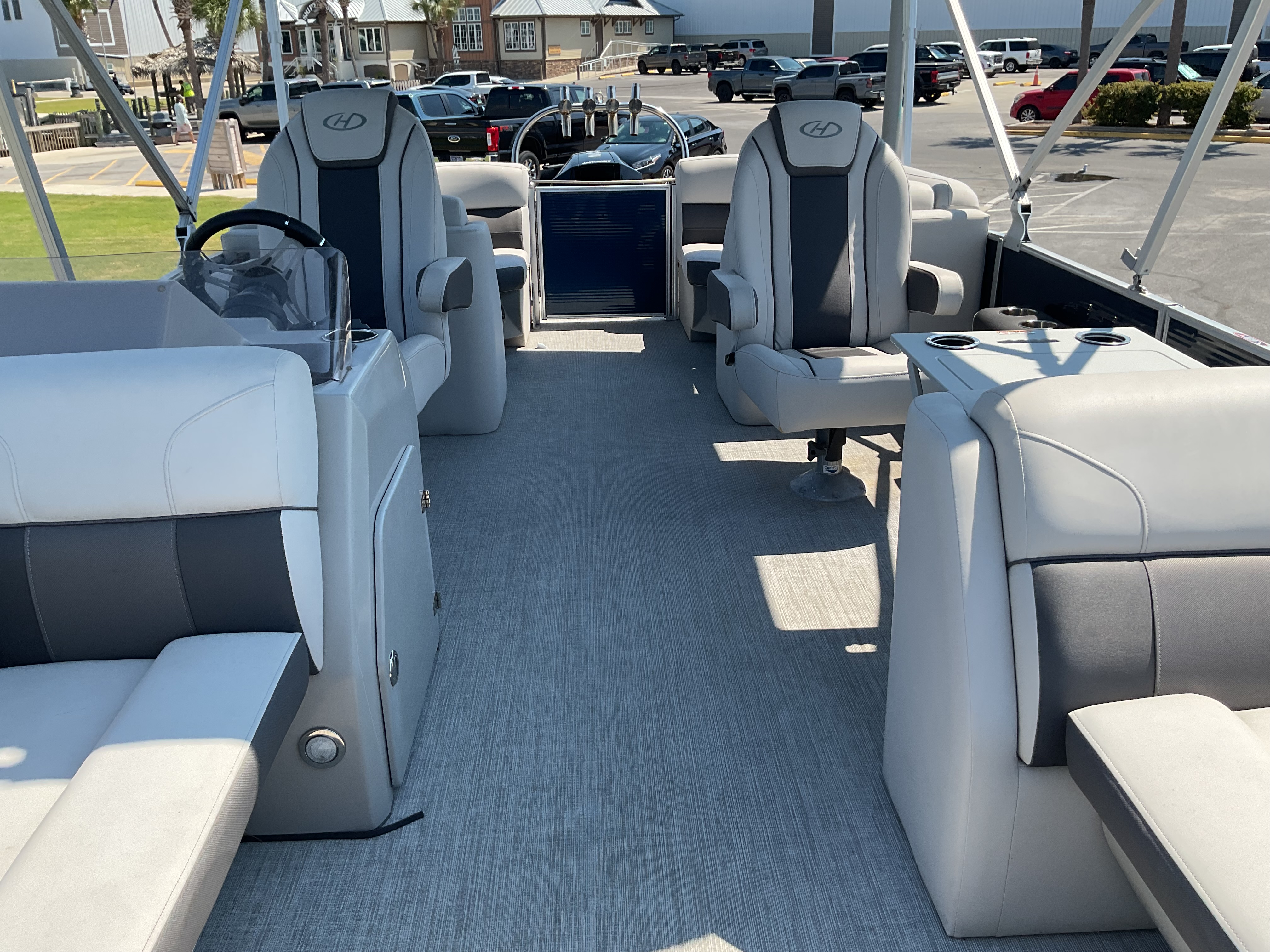 2022 Harris Cruiser 230 Image Thumbnail #19