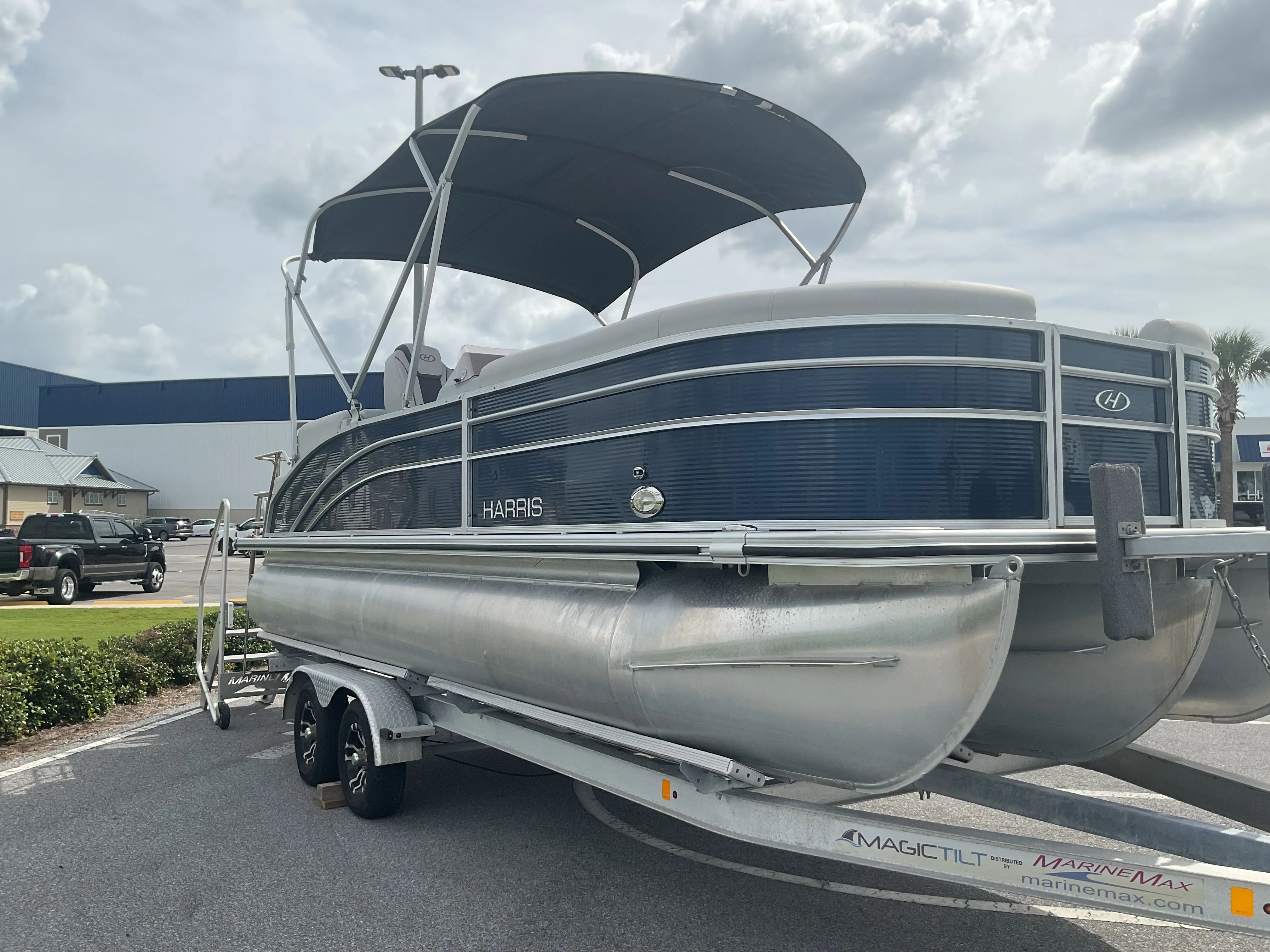 2022 Harris Cruiser 230 Image Thumbnail #5