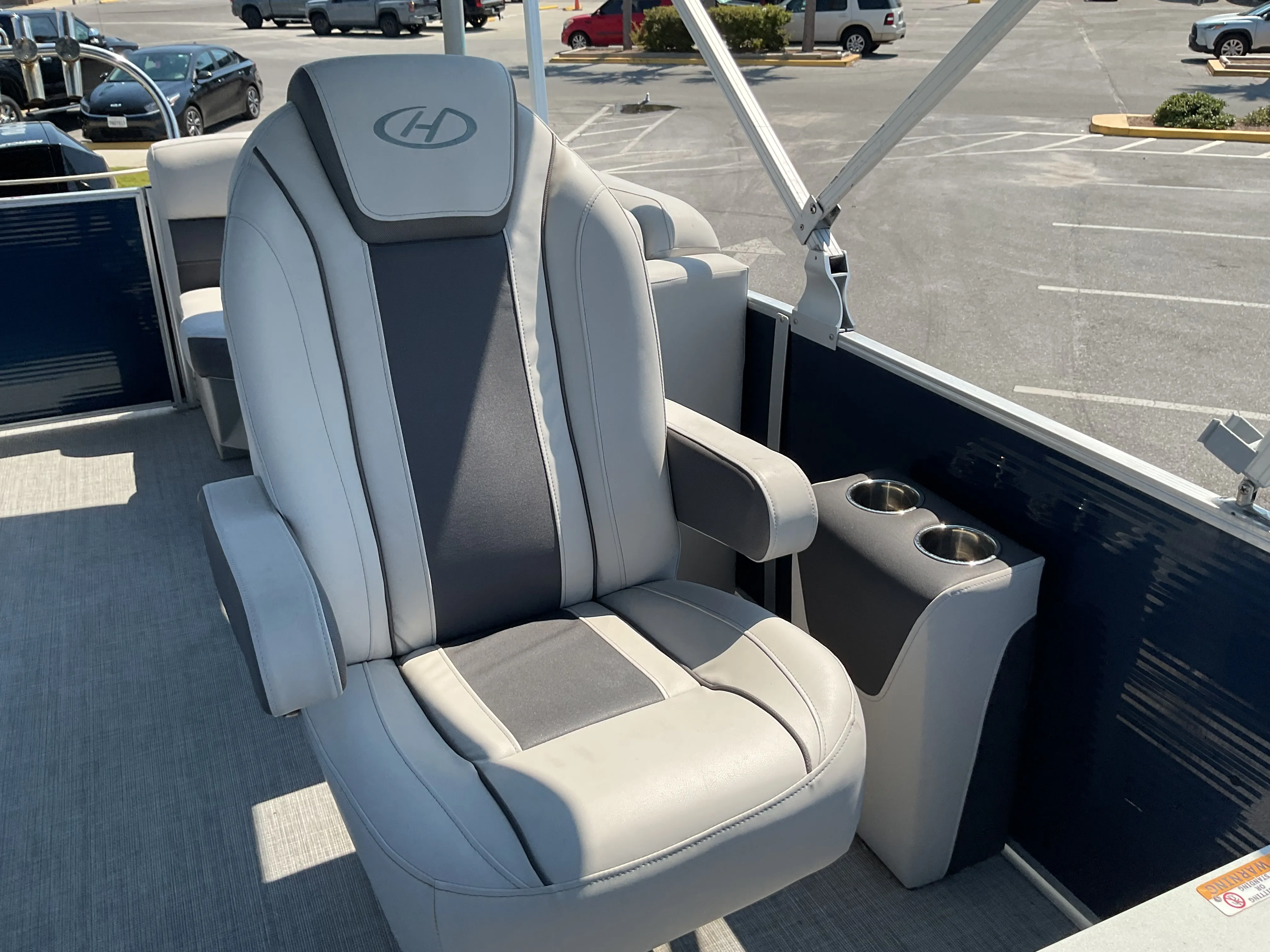 2022 Harris Cruiser 230 Image Thumbnail #27