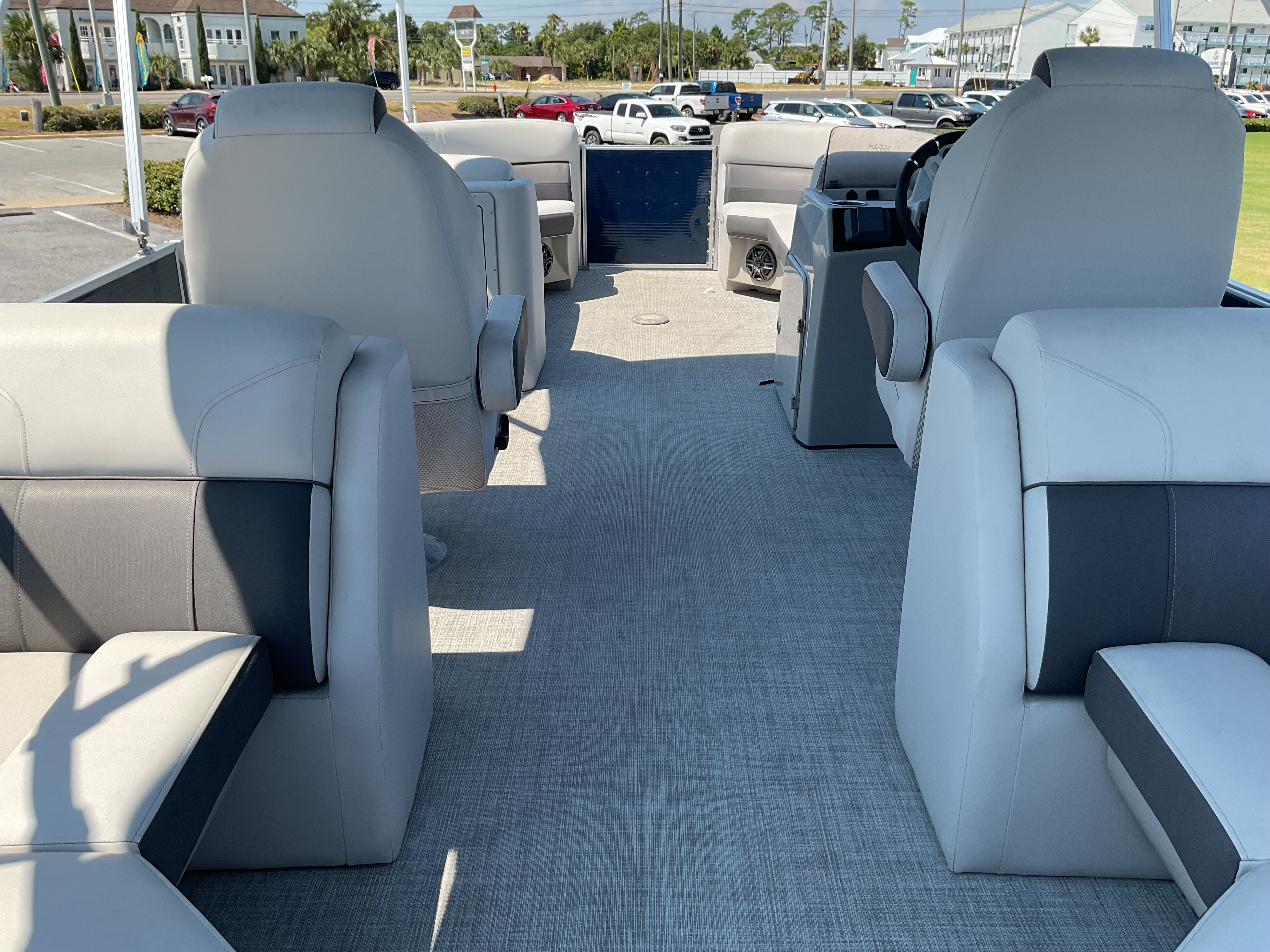 2022 Harris Cruiser 230 Image Thumbnail #13