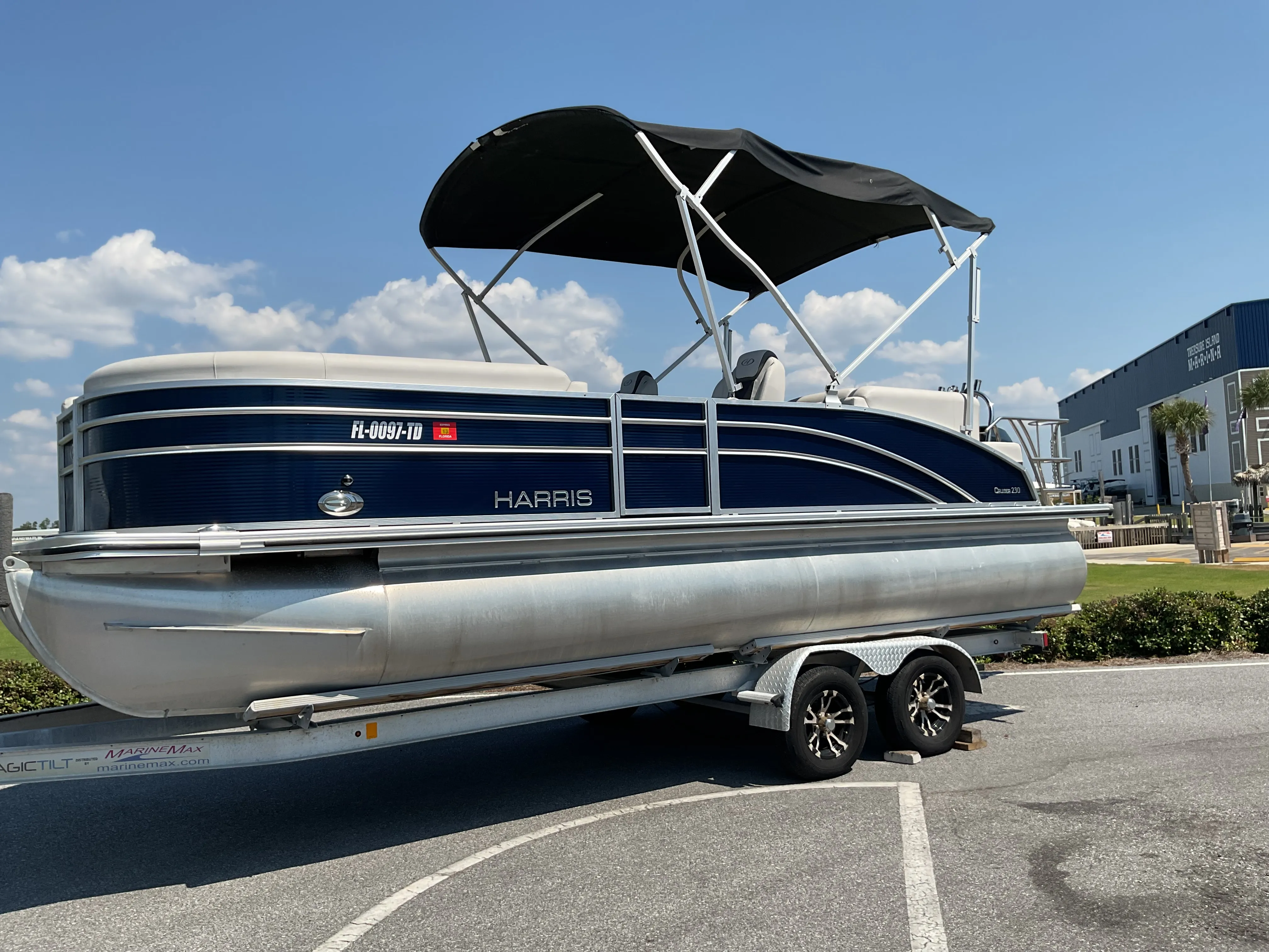 2022 Harris Cruiser 230 Image Thumbnail #5