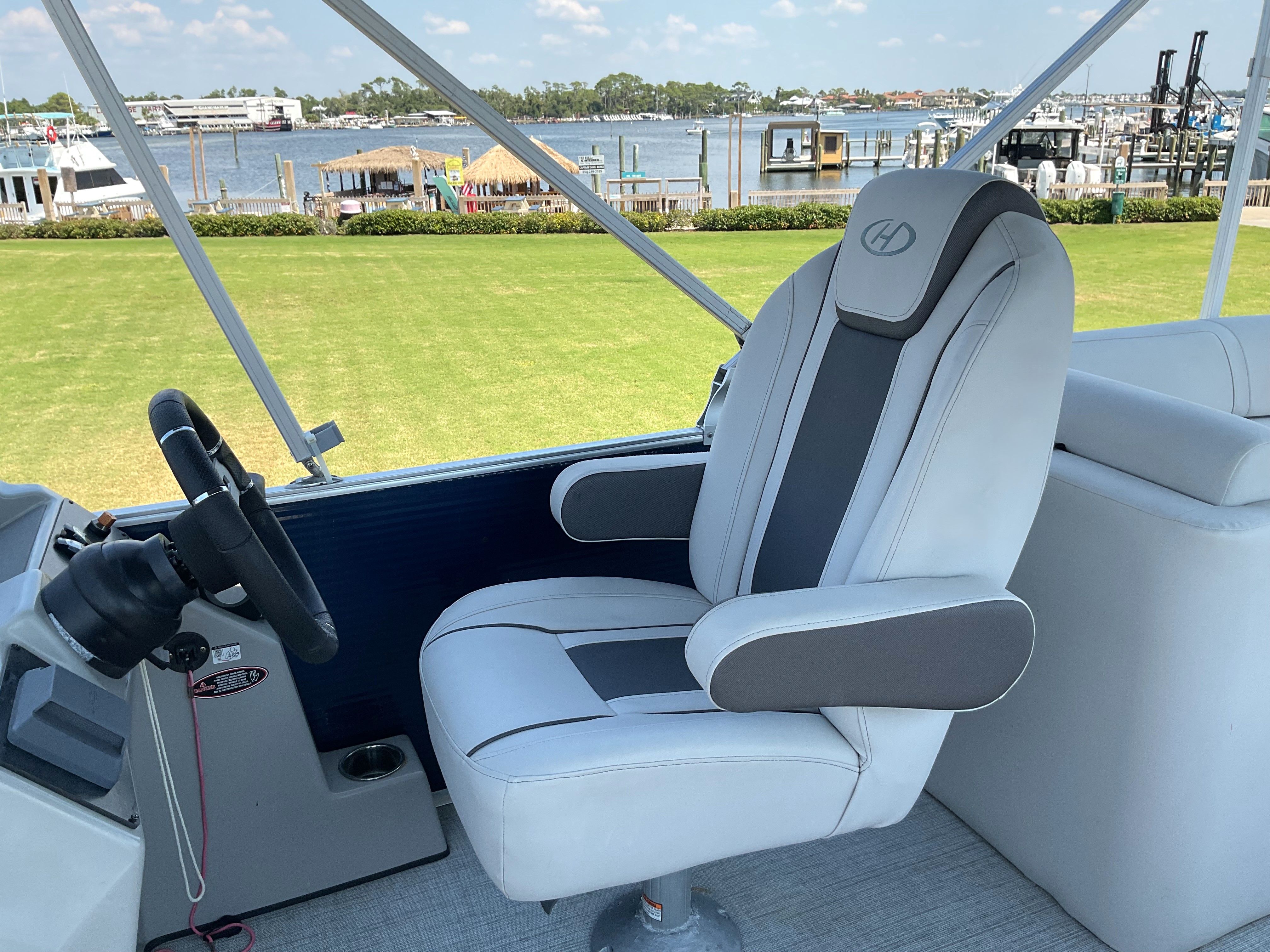 2022 Harris Cruiser 230 Image Thumbnail #21