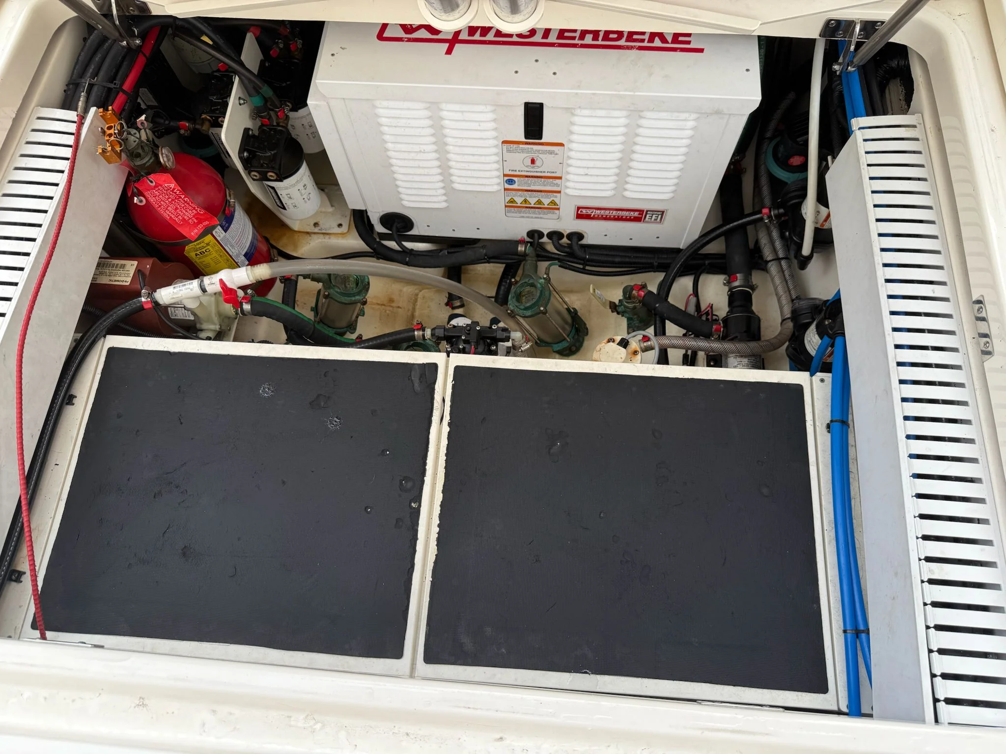 2021 Boston Whaler 350 REALM Image Thumbnail #23