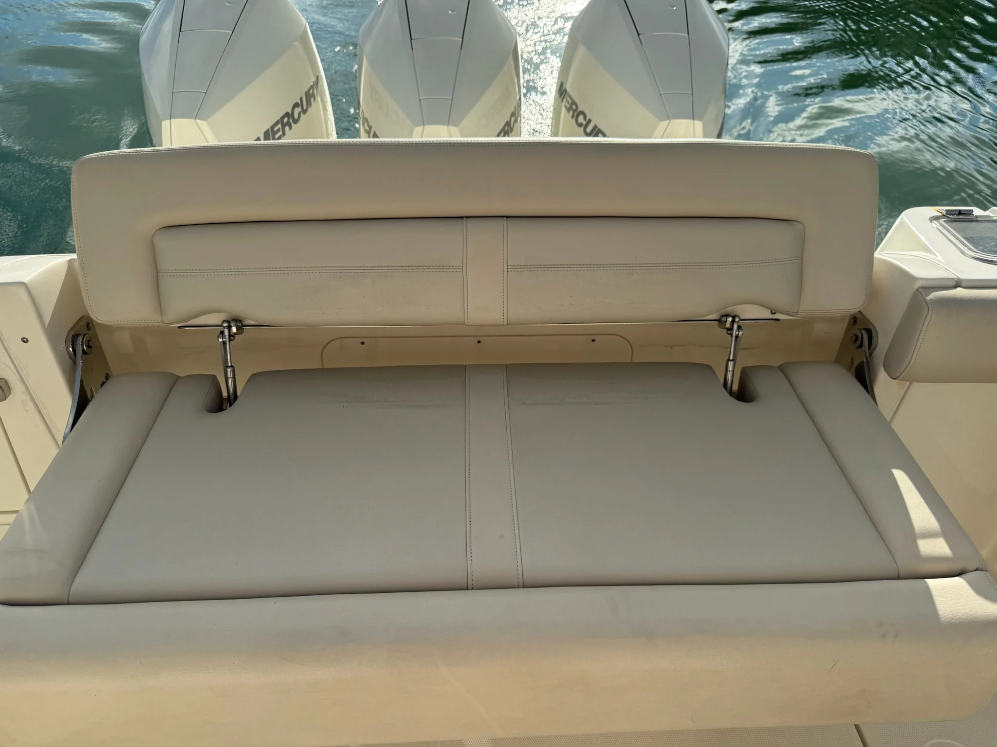 2021 Boston Whaler 350 REALM Image Thumbnail #21