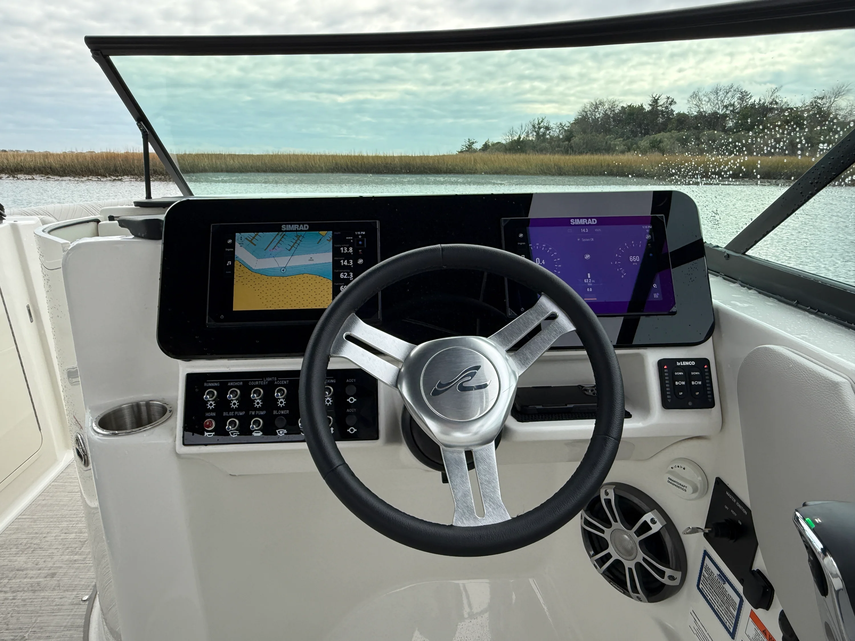 2026 Sea Ray SDX 270 Outboard Image Thumbnail #14