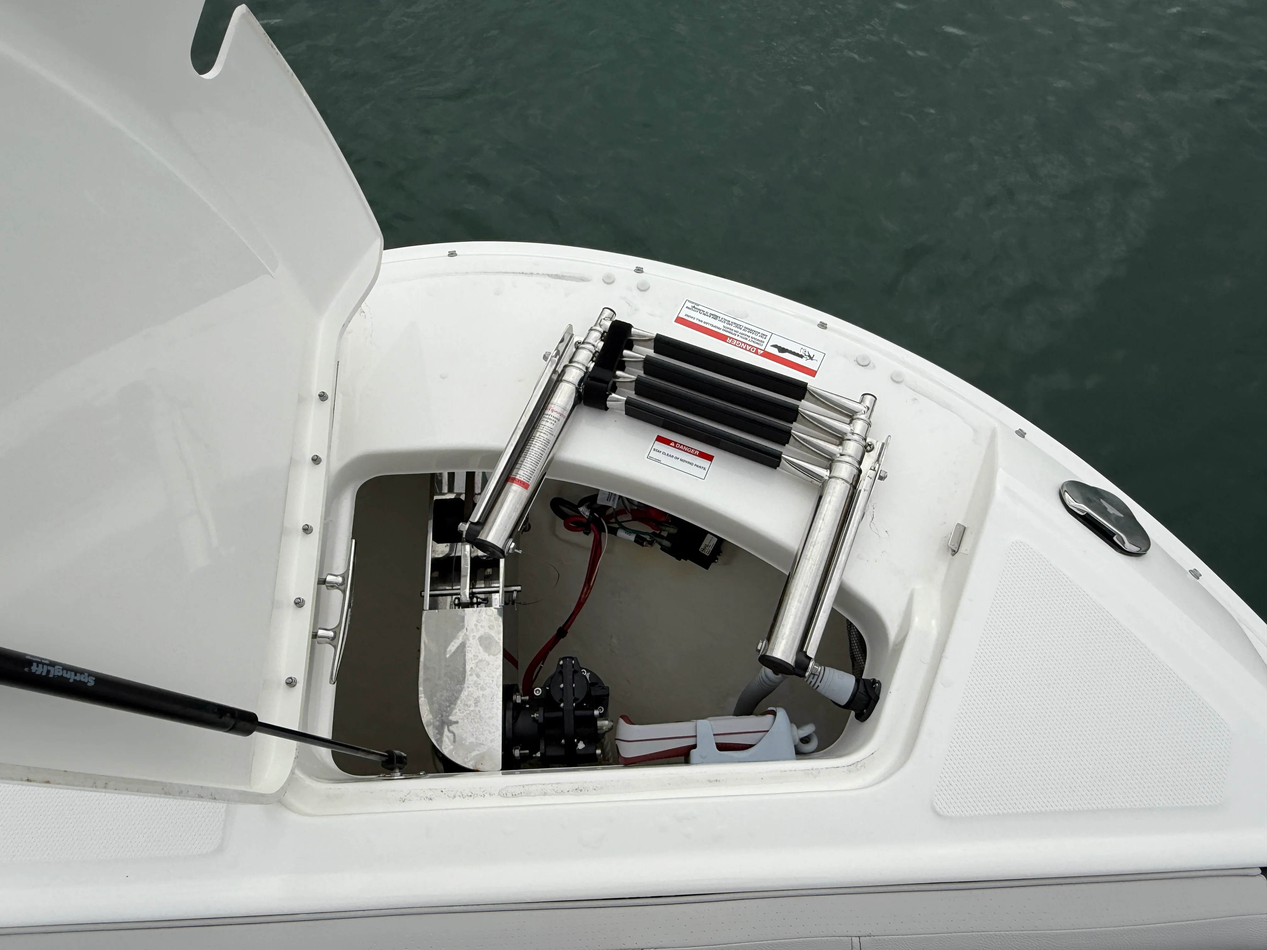 2026 Sea Ray SDX 270 Outboard Image Thumbnail #11