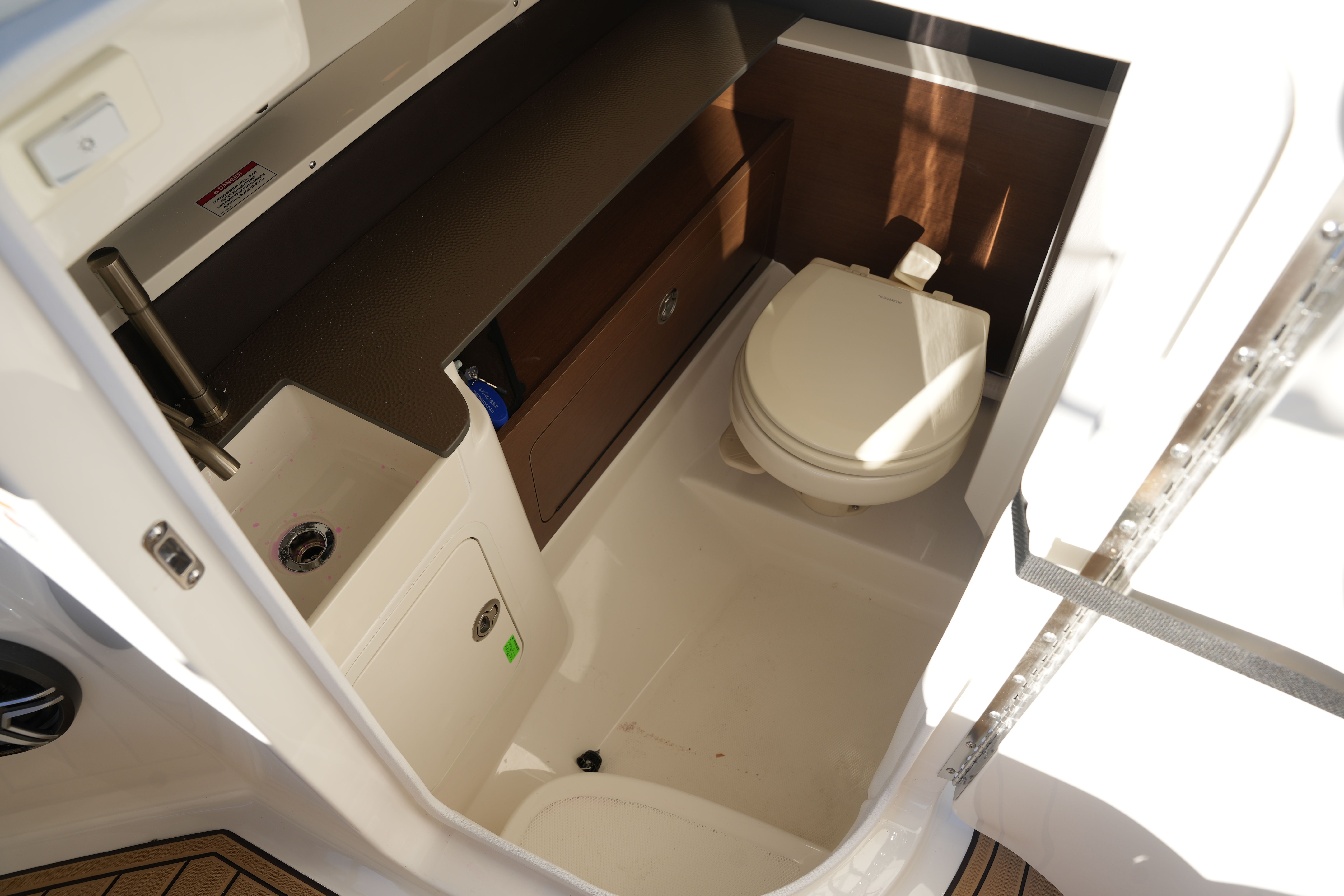 2026 Sea Ray SDX 290 Image Thumbnail #30