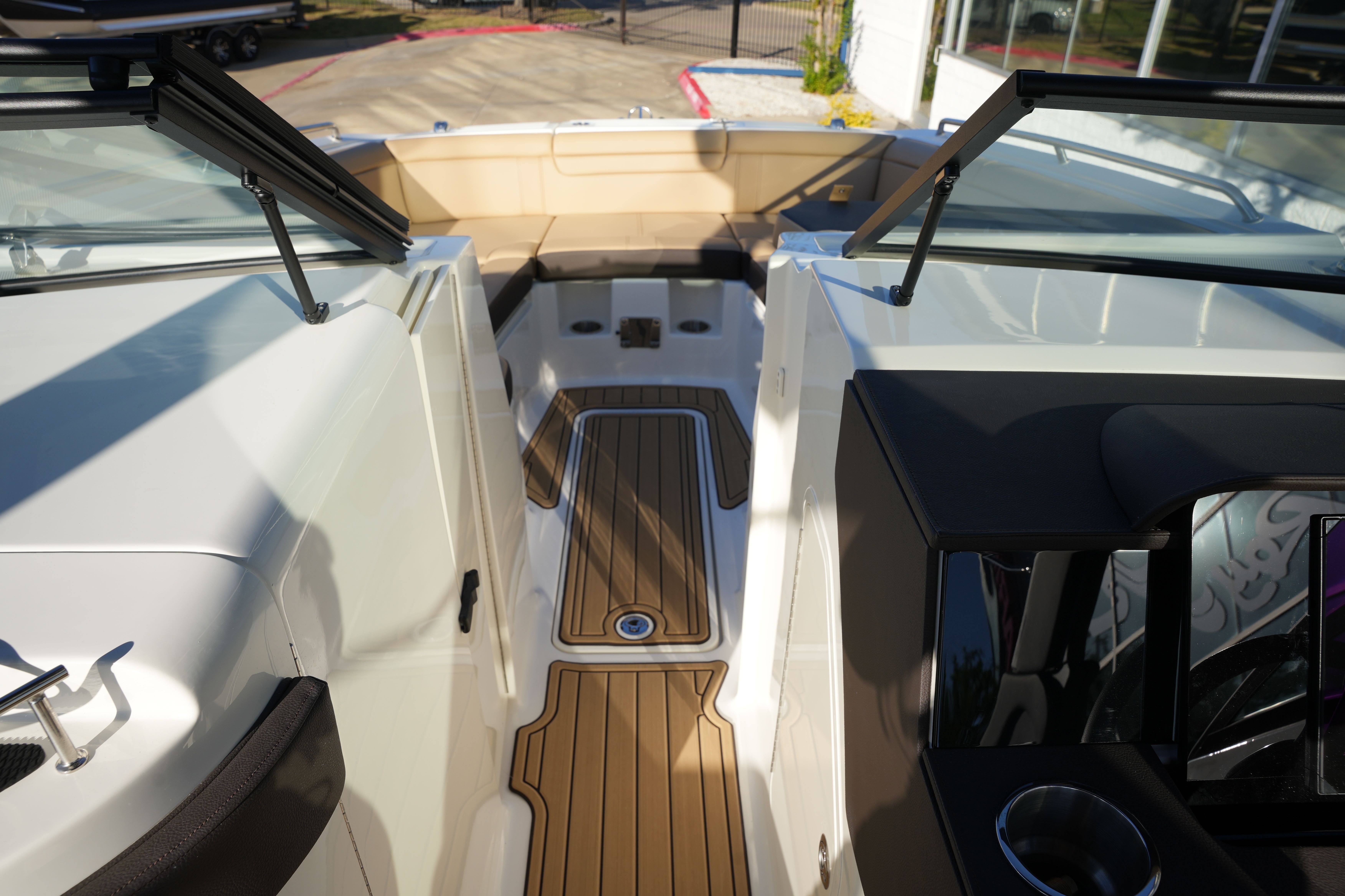 2026 Sea Ray SDX 290 Image Thumbnail #33