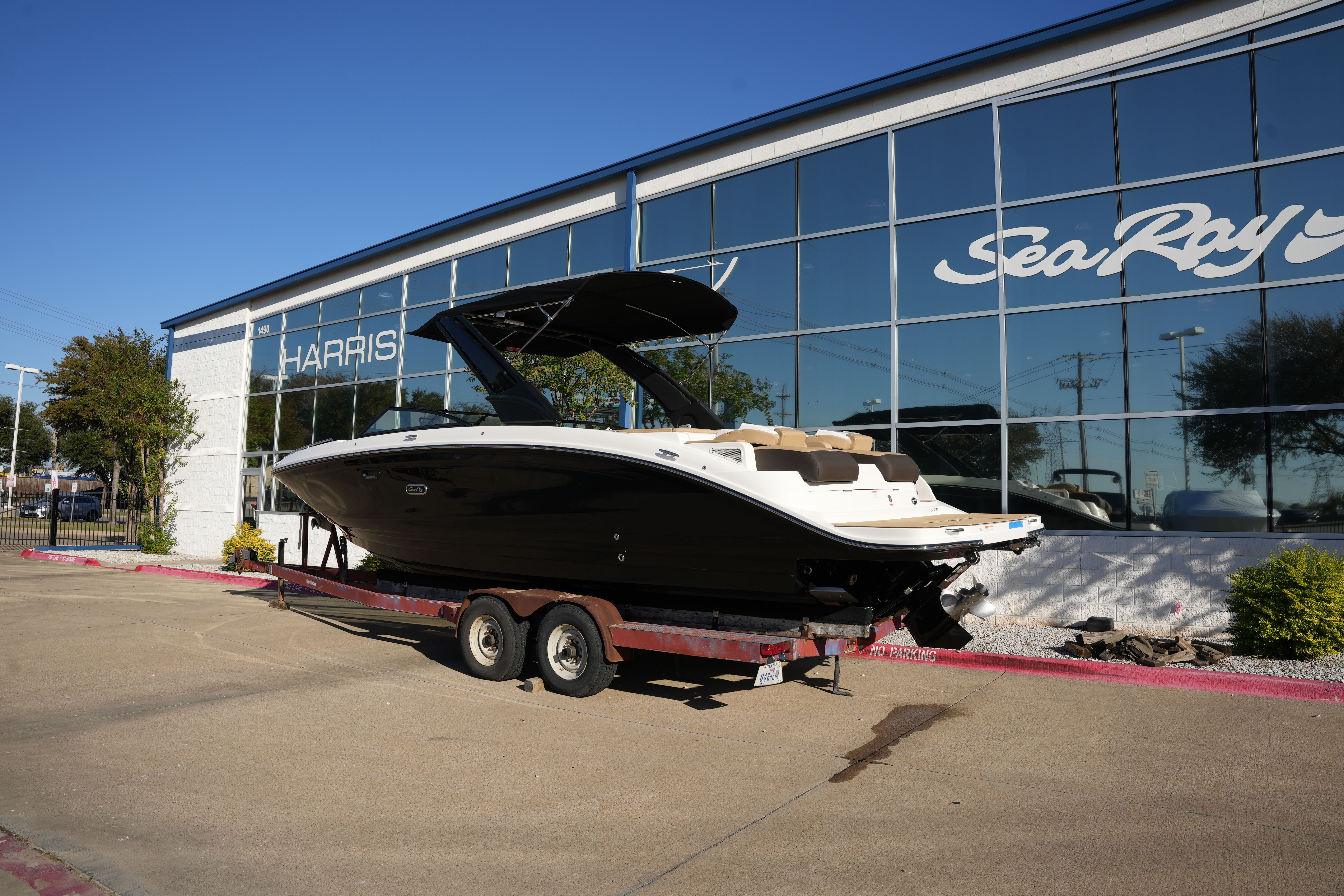 2026 Sea Ray SDX 290 Image Thumbnail #2