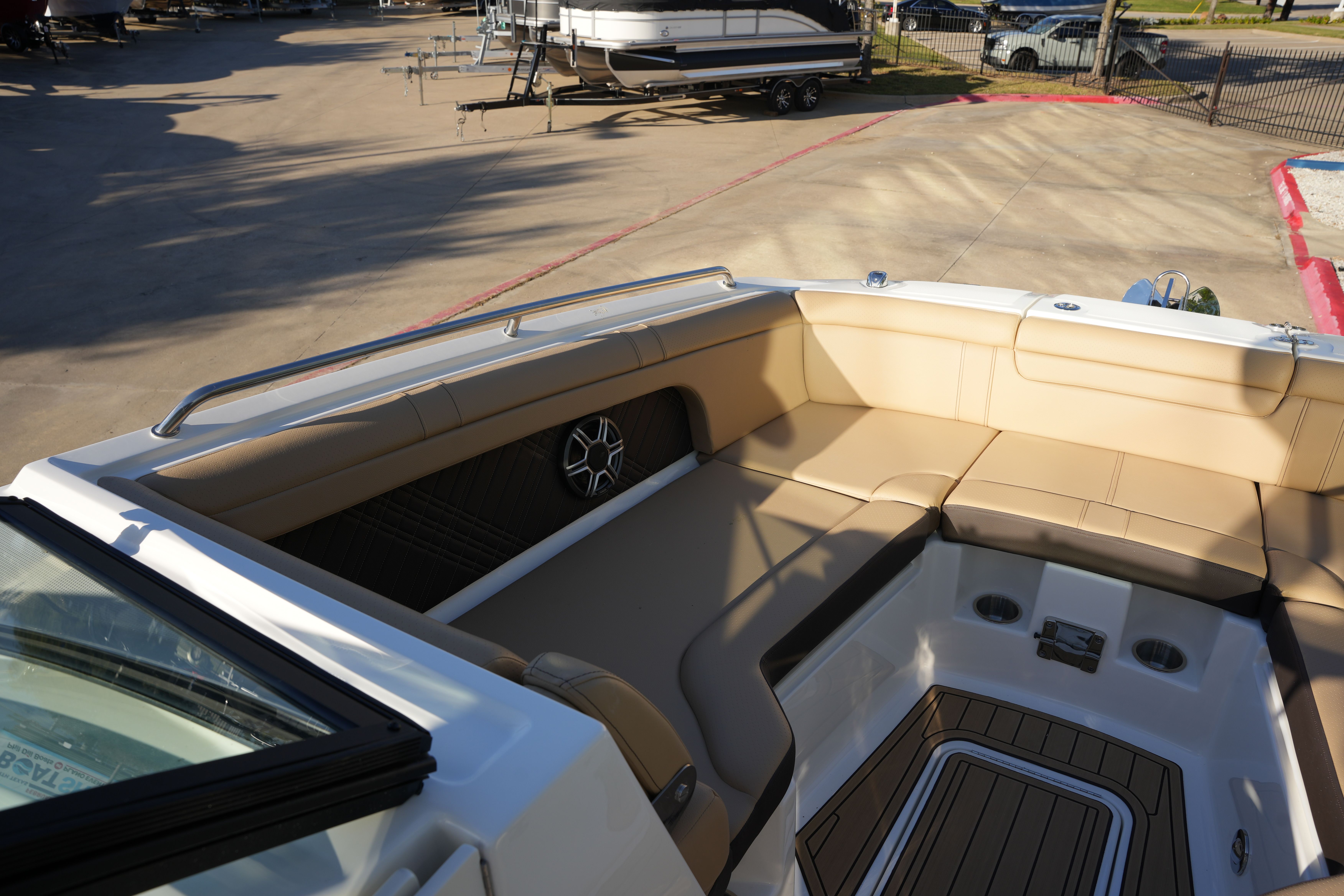 2026 Sea Ray SDX 290 Image Thumbnail #37