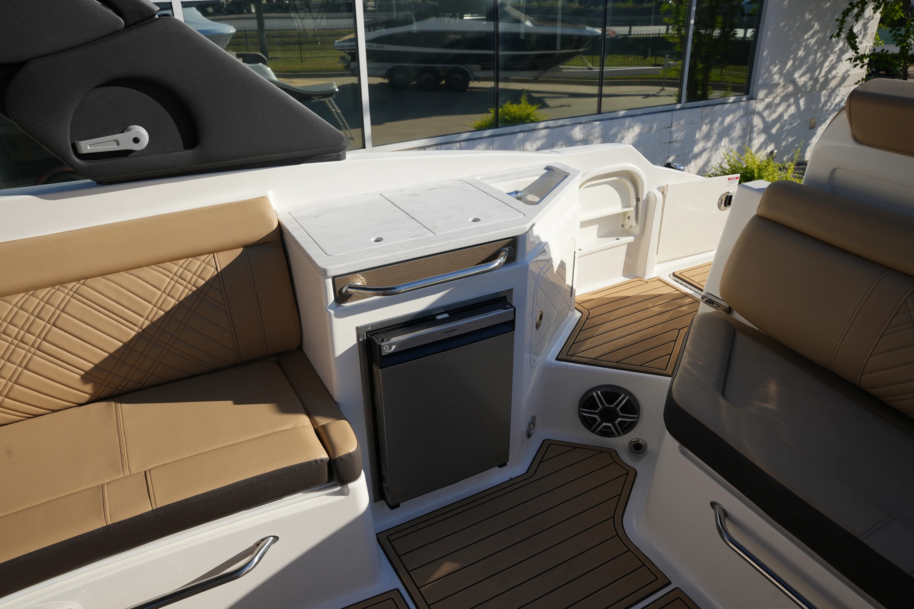 2026 Sea Ray SDX 290 Image Thumbnail #16