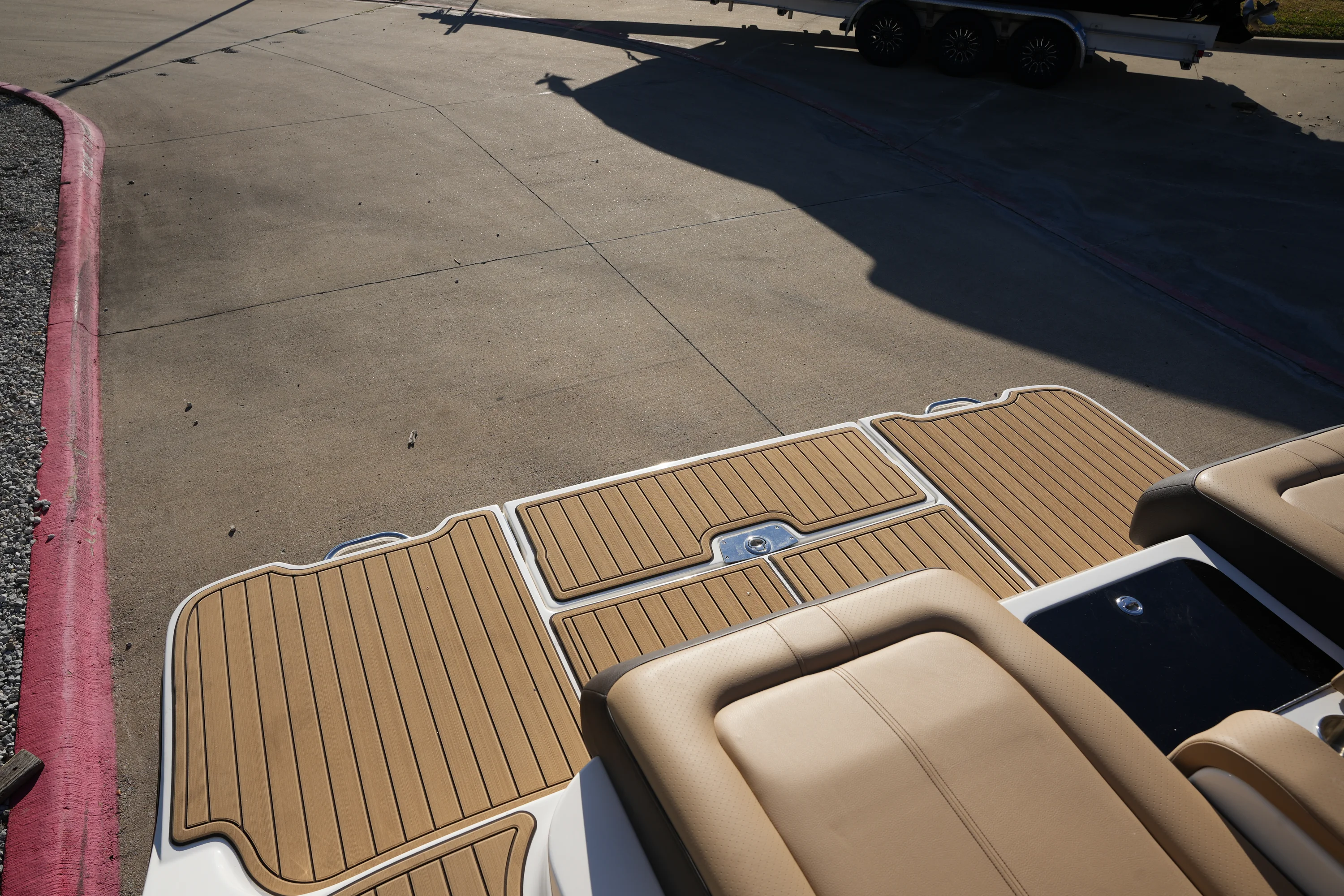 2026 Sea Ray SDX 290 Image Thumbnail #11