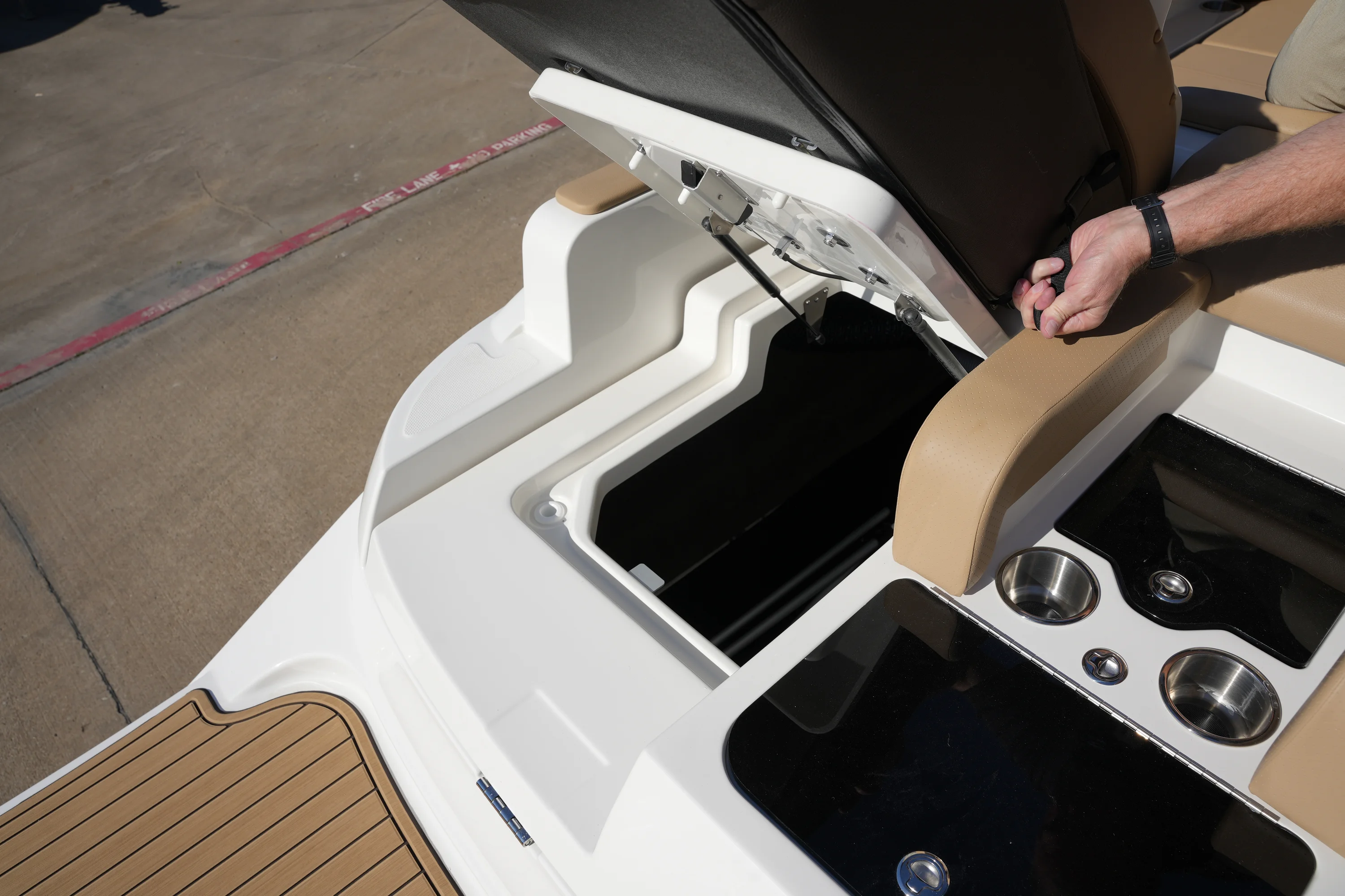 2026 Sea Ray SDX 290 Image Thumbnail #10