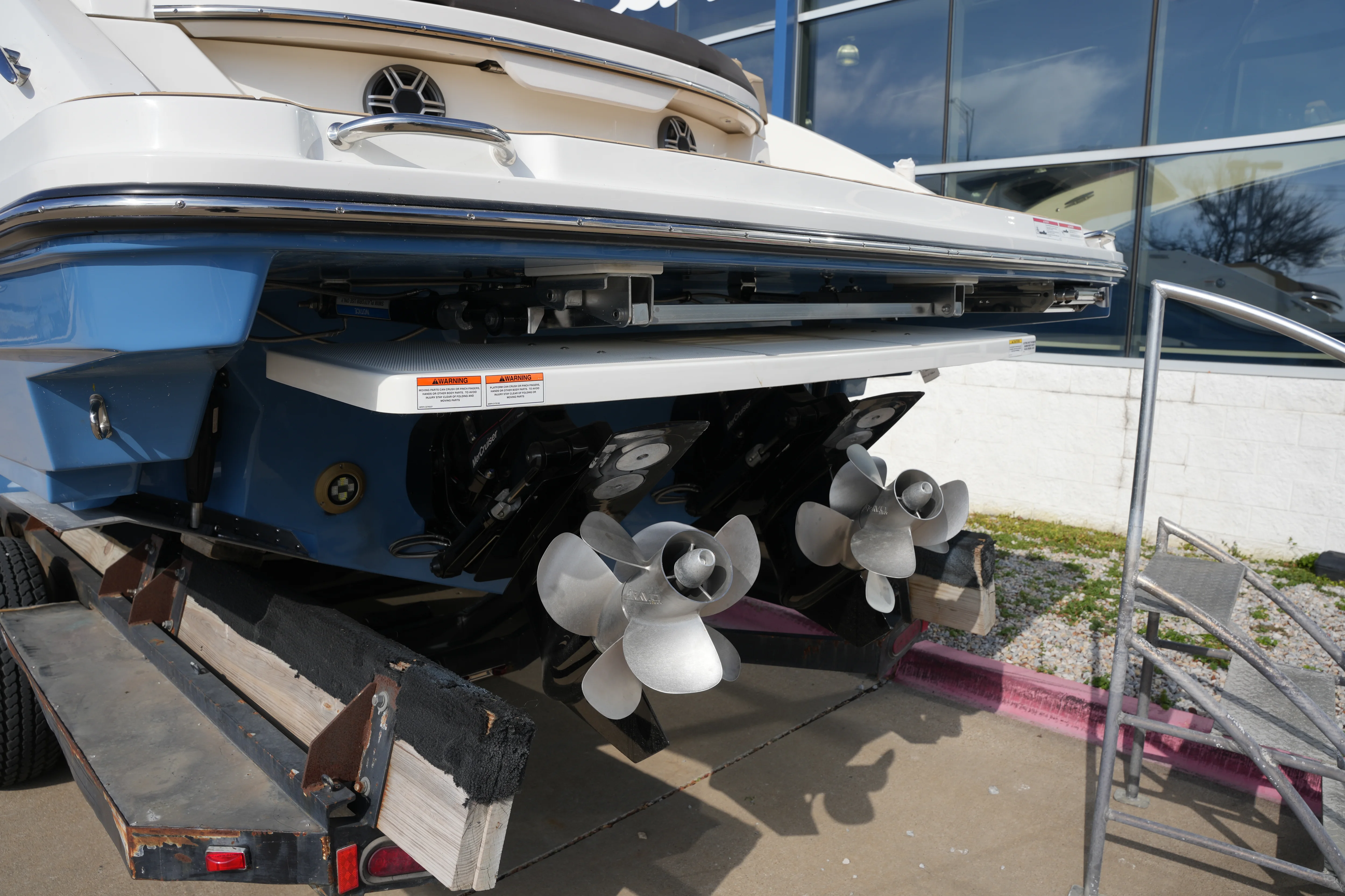 2026 Sea Ray SLX 310 Image Thumbnail #3