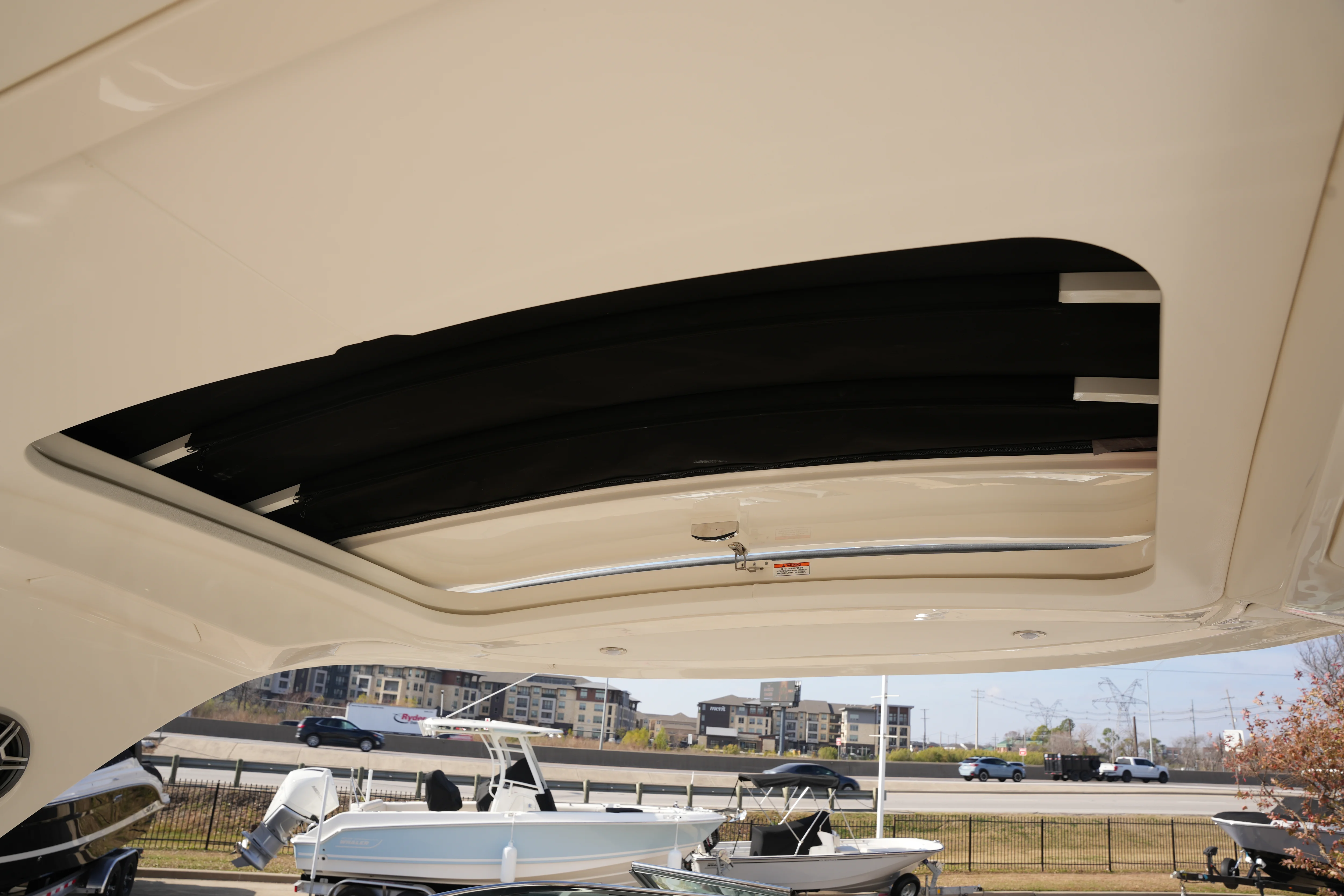 2026 Sea Ray SLX 310 Image Thumbnail #14