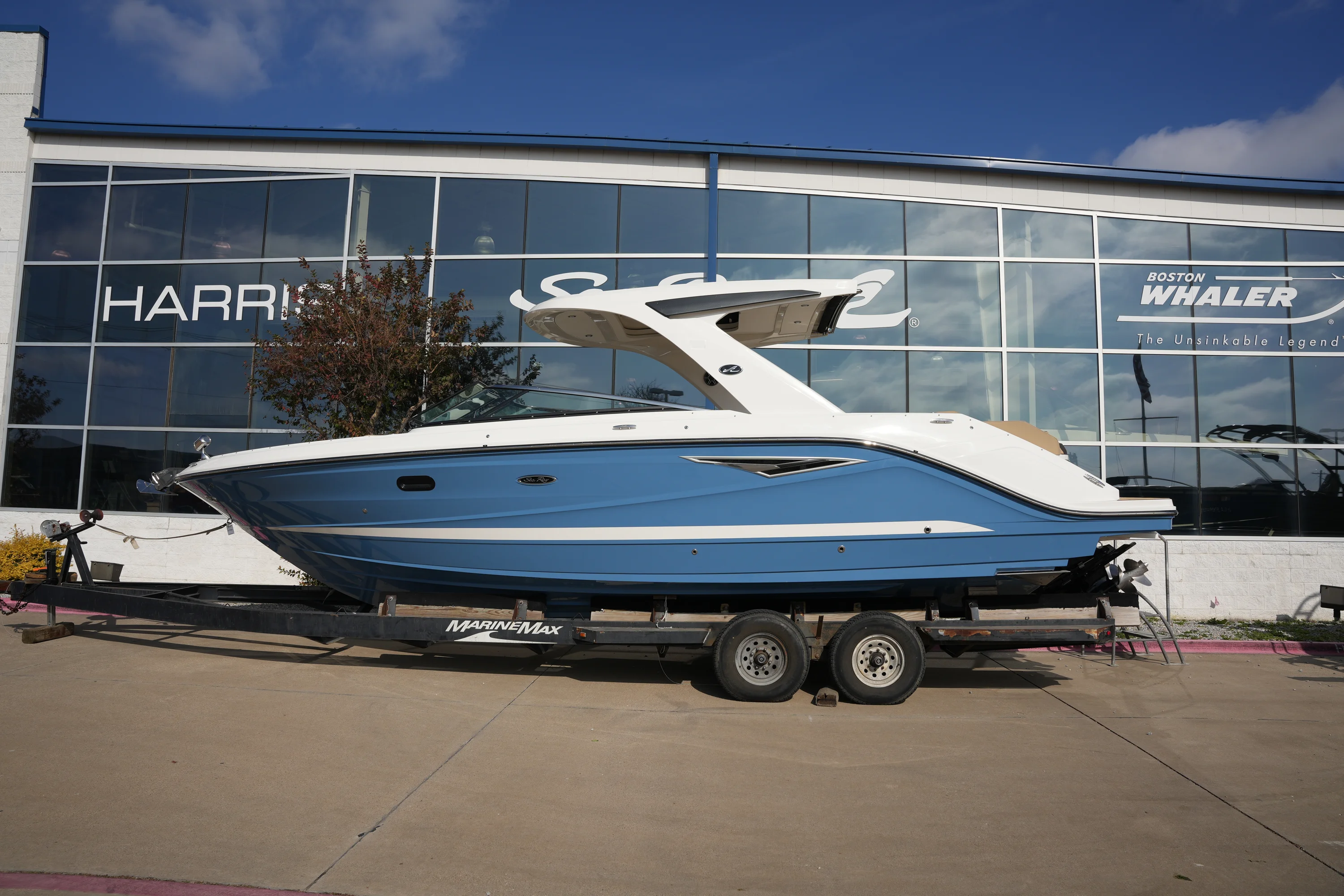 2026 Sea Ray SLX 310 Image Thumbnail #0