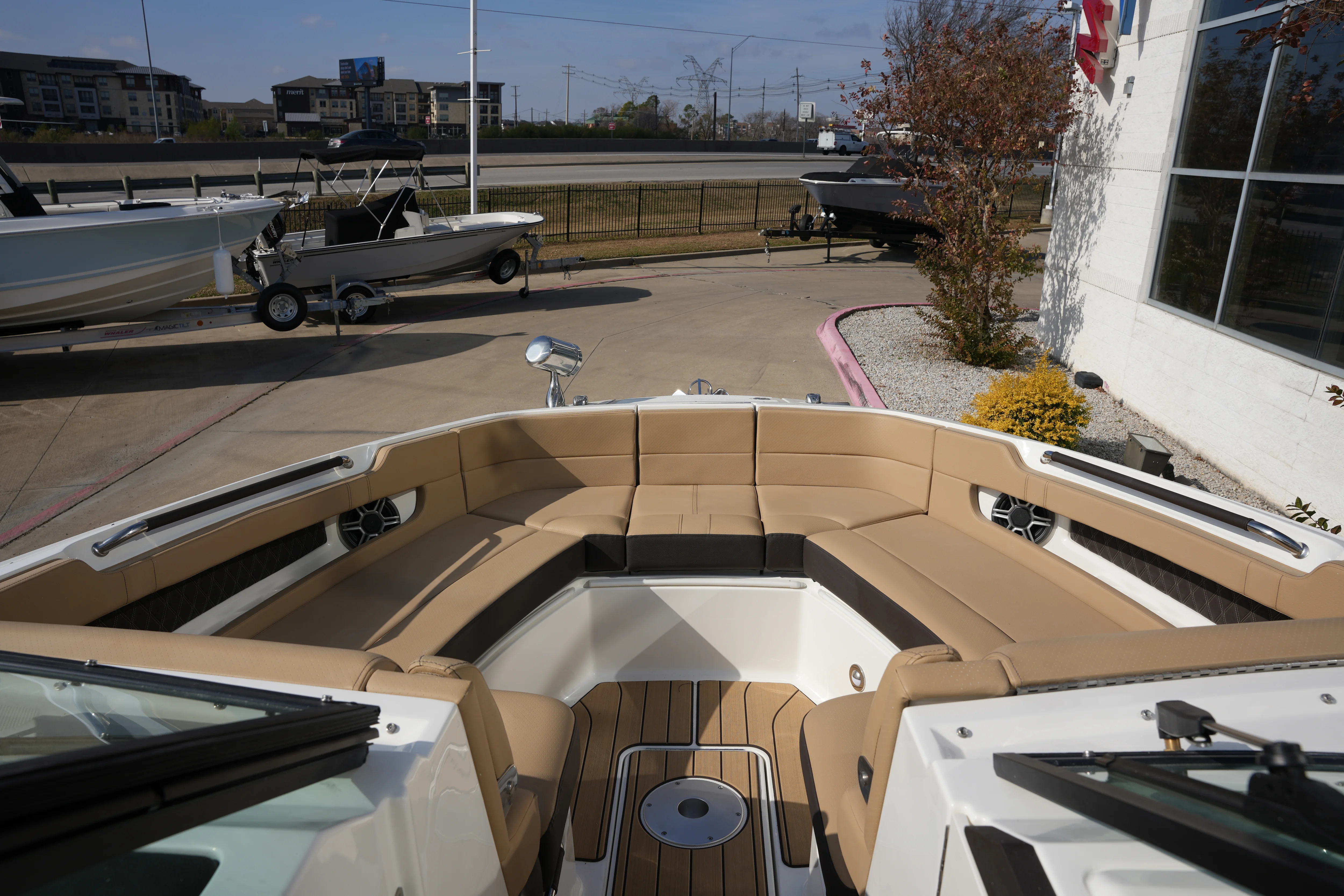 2026 Sea Ray SLX 310 Image Thumbnail #36