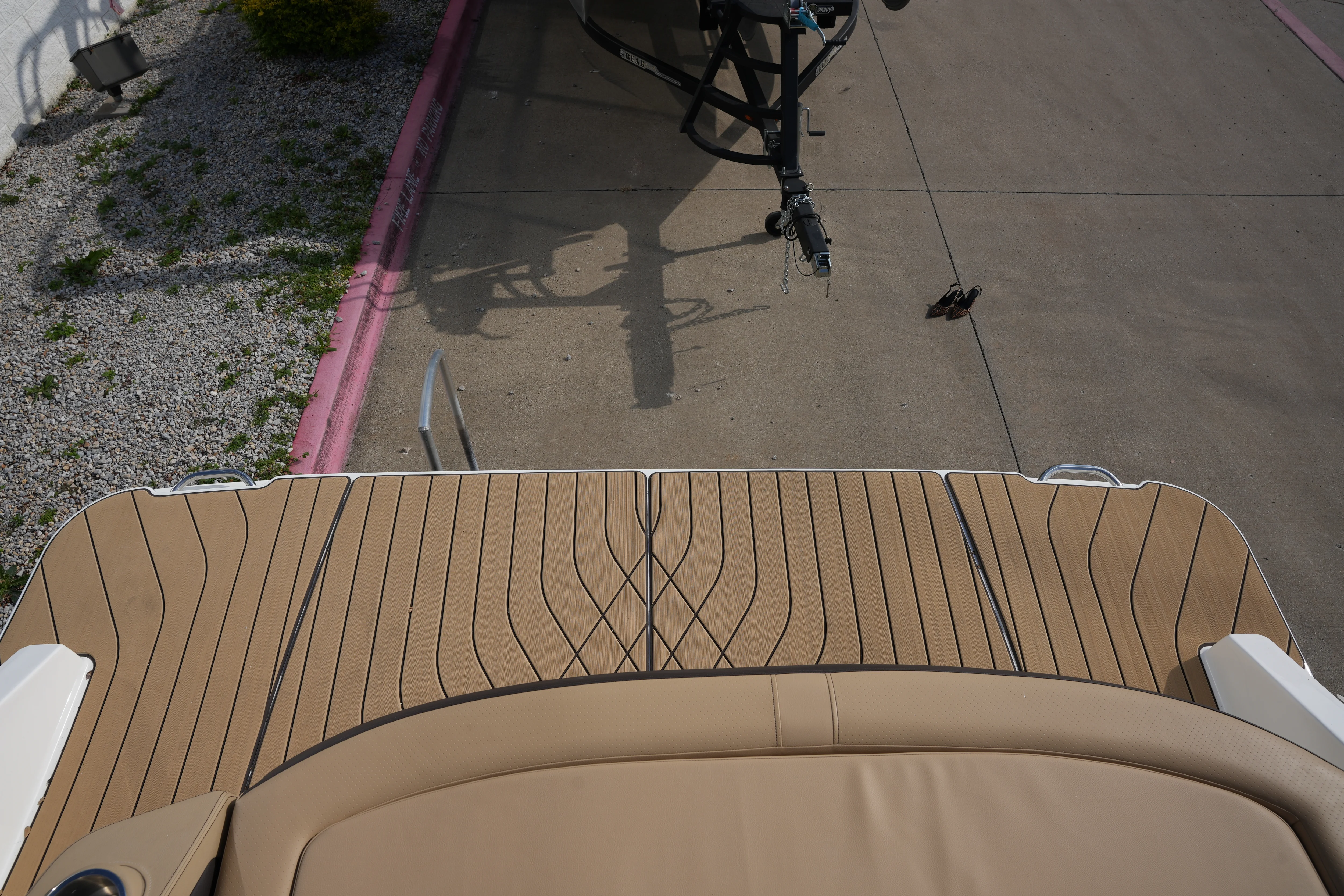 2026 Sea Ray SLX 310 Image Thumbnail #4