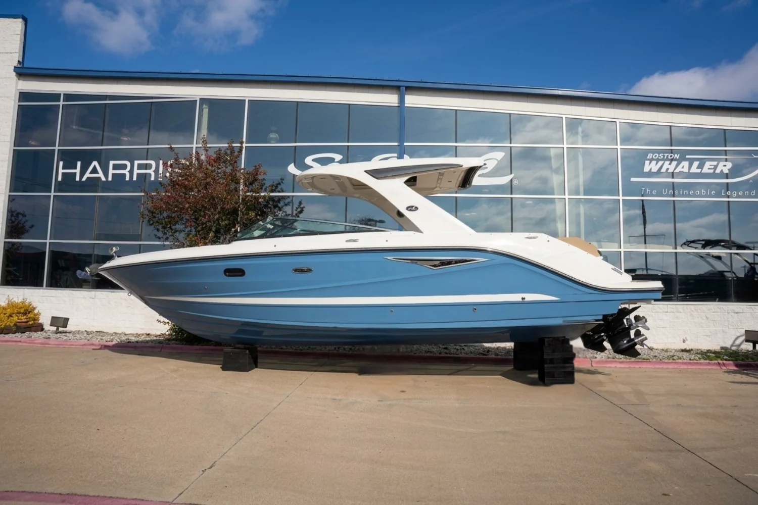 2026 Sea Ray SLX 310 Image Thumbnail #0