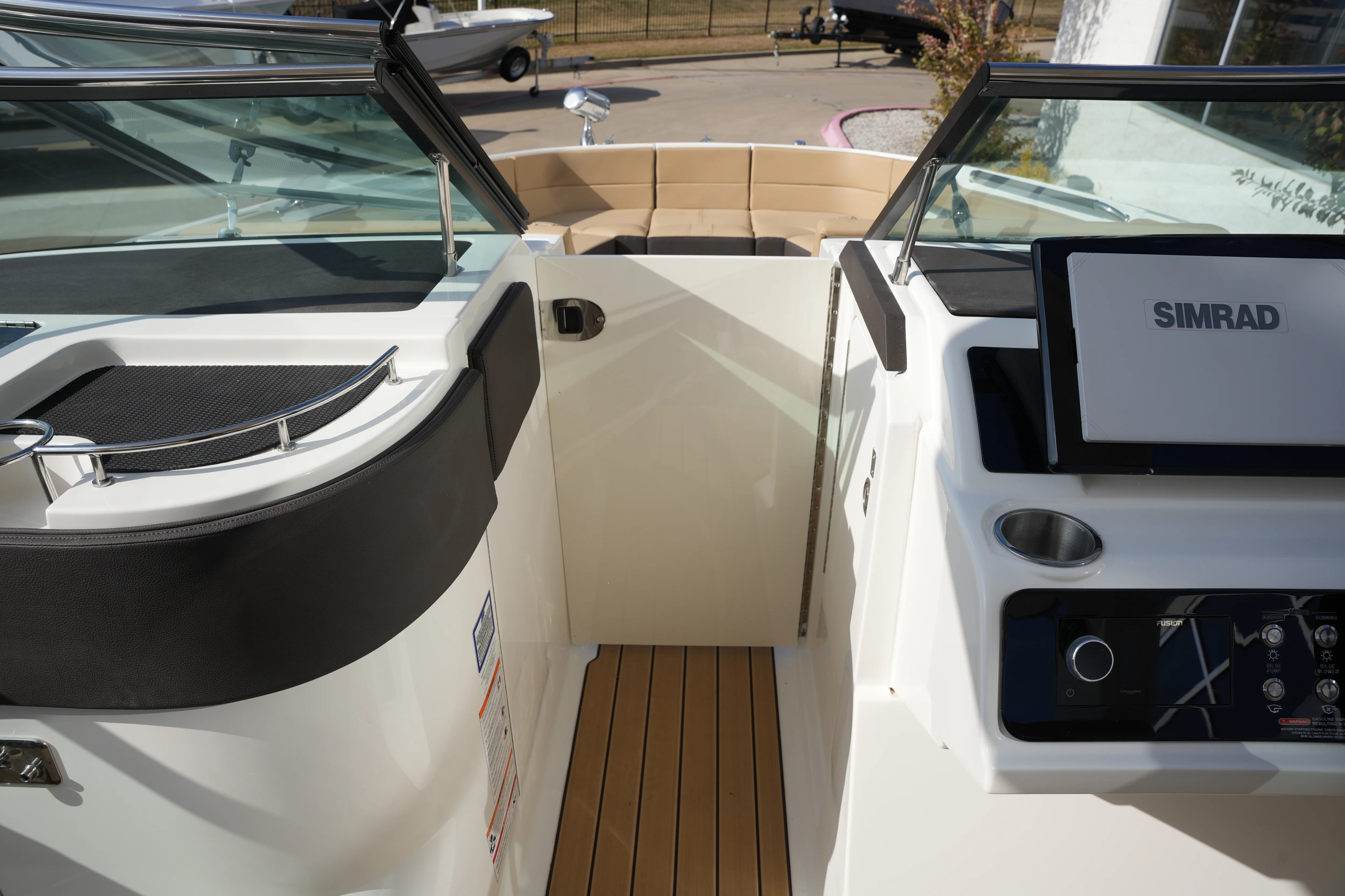 2026 Sea Ray SLX 310 Image Thumbnail #34