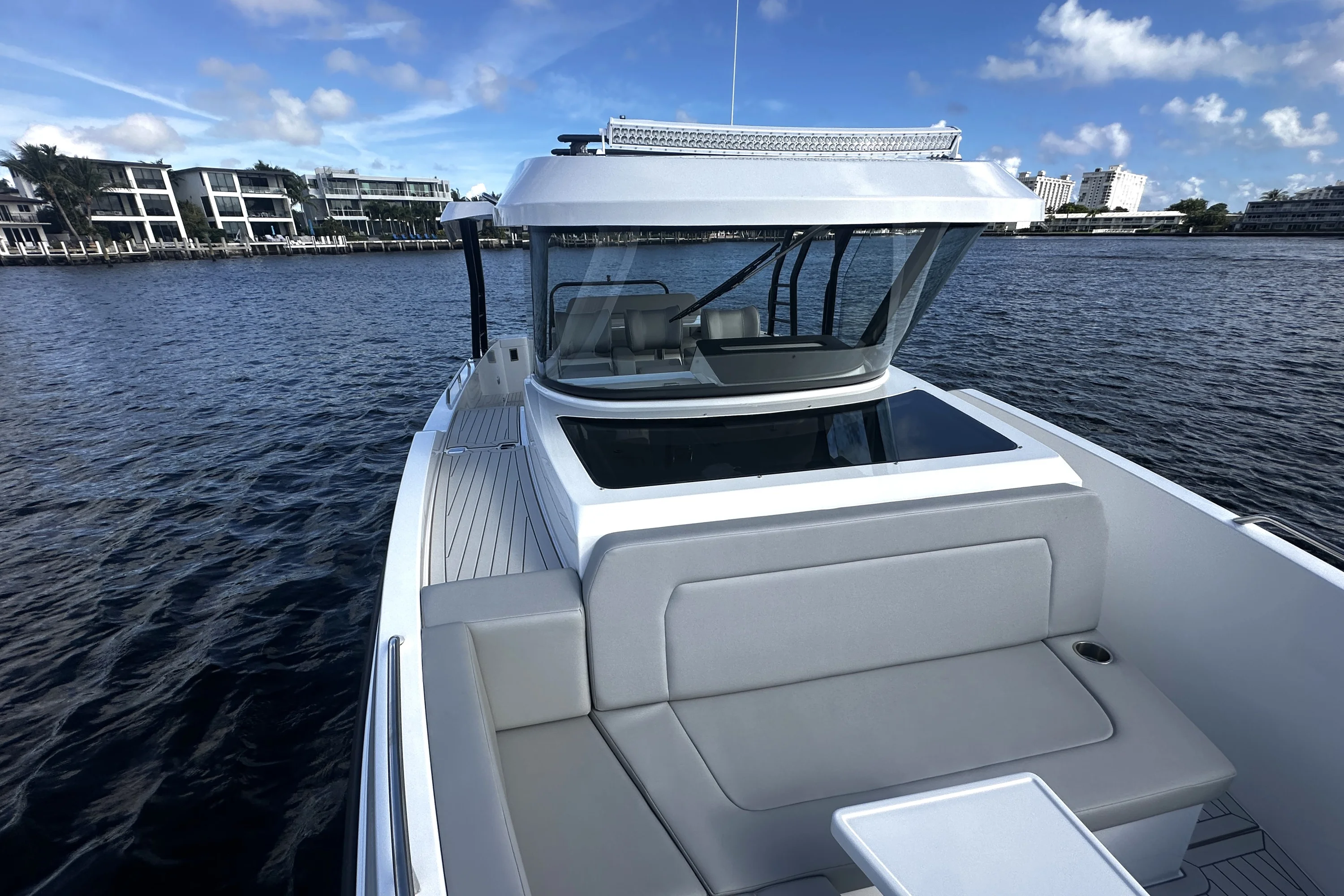 2026 Cruisers Yachts 38 VTR Image Thumbnail #44