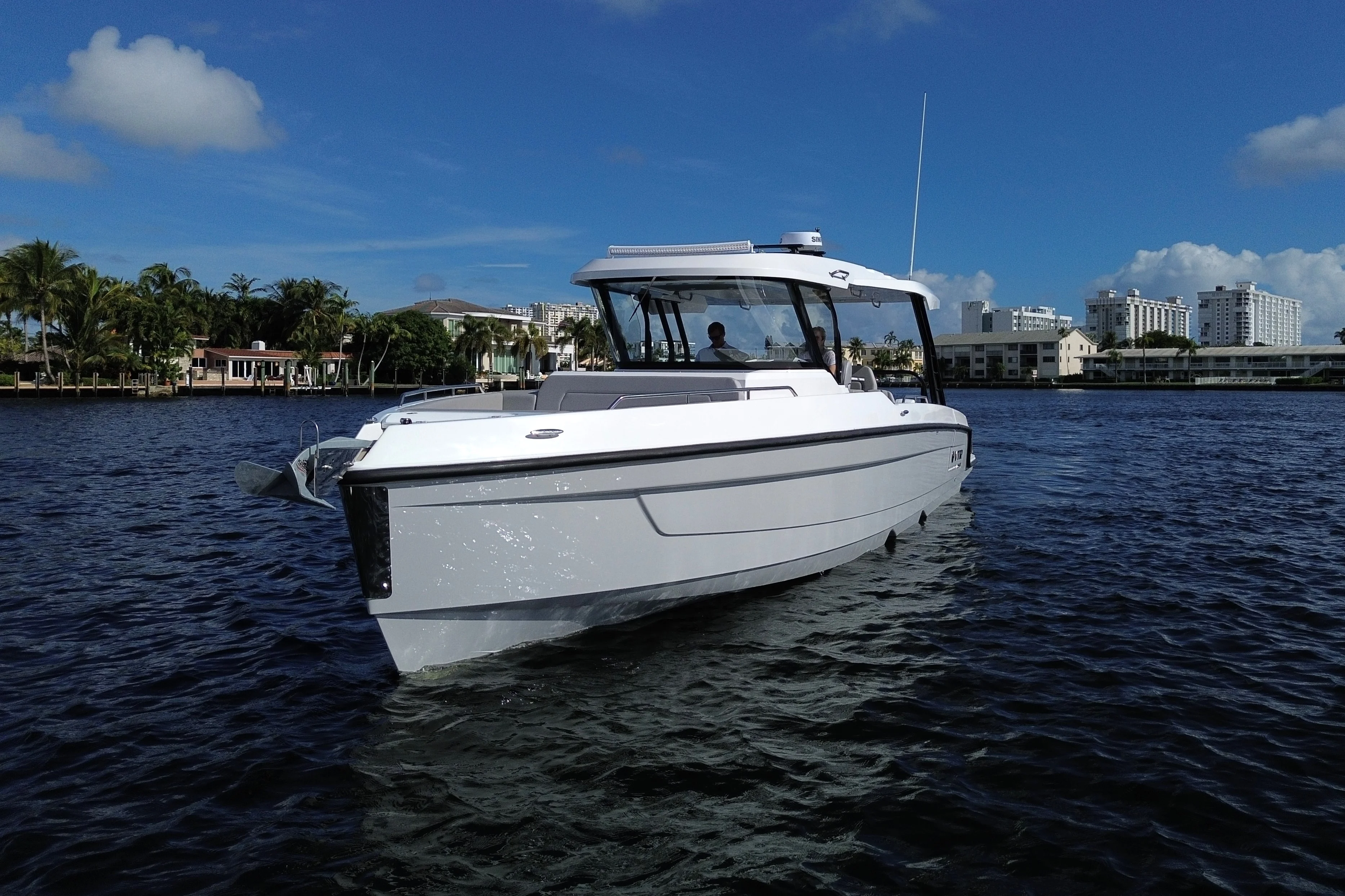 2026 Cruisers Yachts 38 VTR Image Thumbnail #12