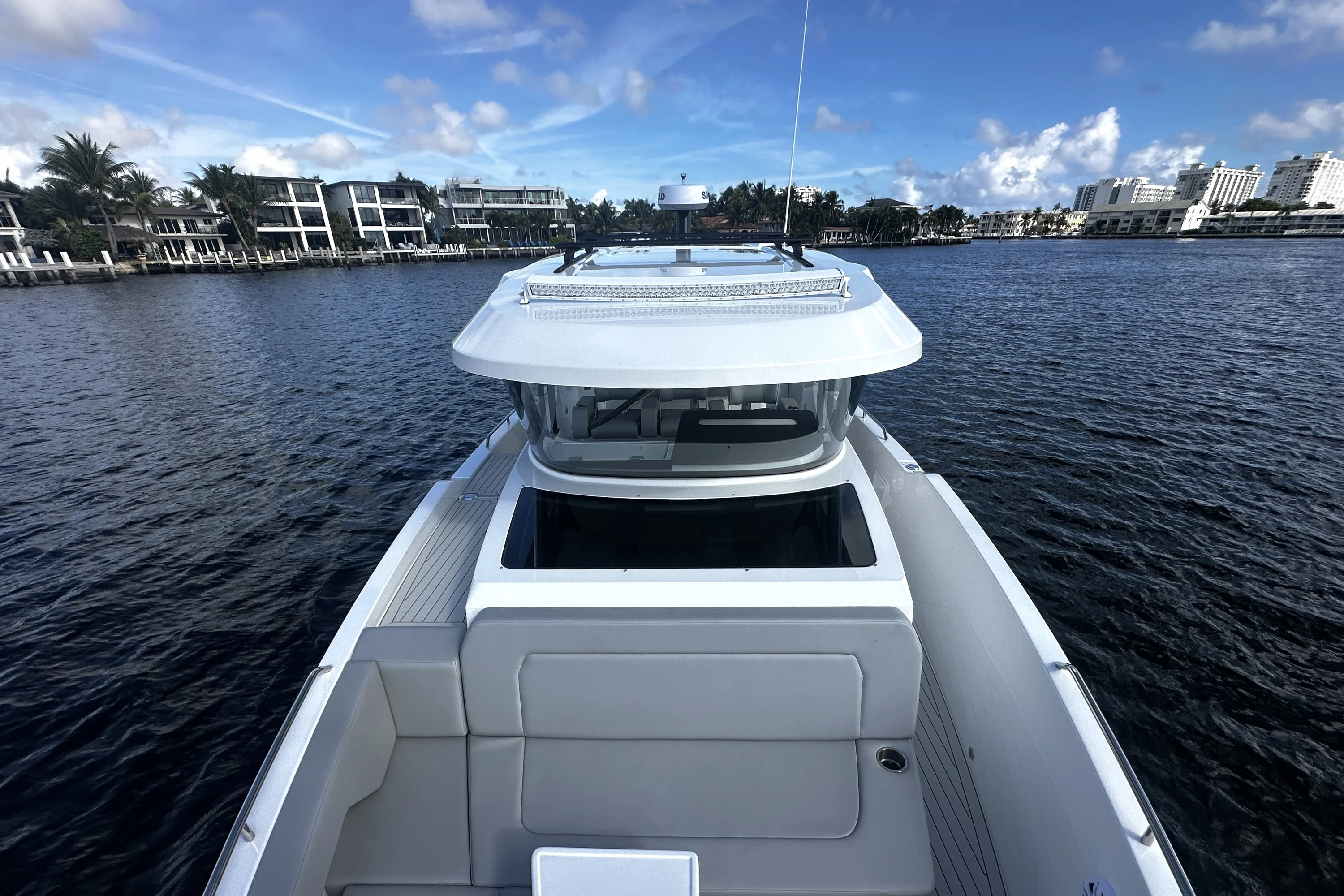 2026 Cruisers Yachts 38 VTR Image Thumbnail #42