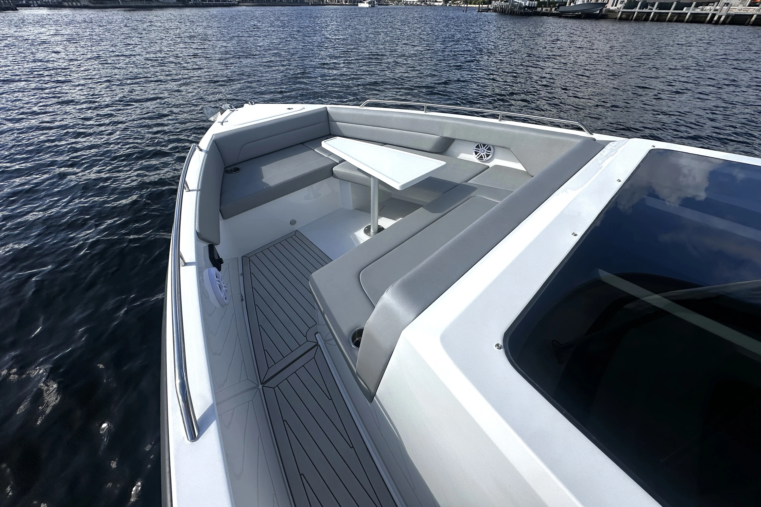 2026 Cruisers Yachts 38 VTR Image Thumbnail #41