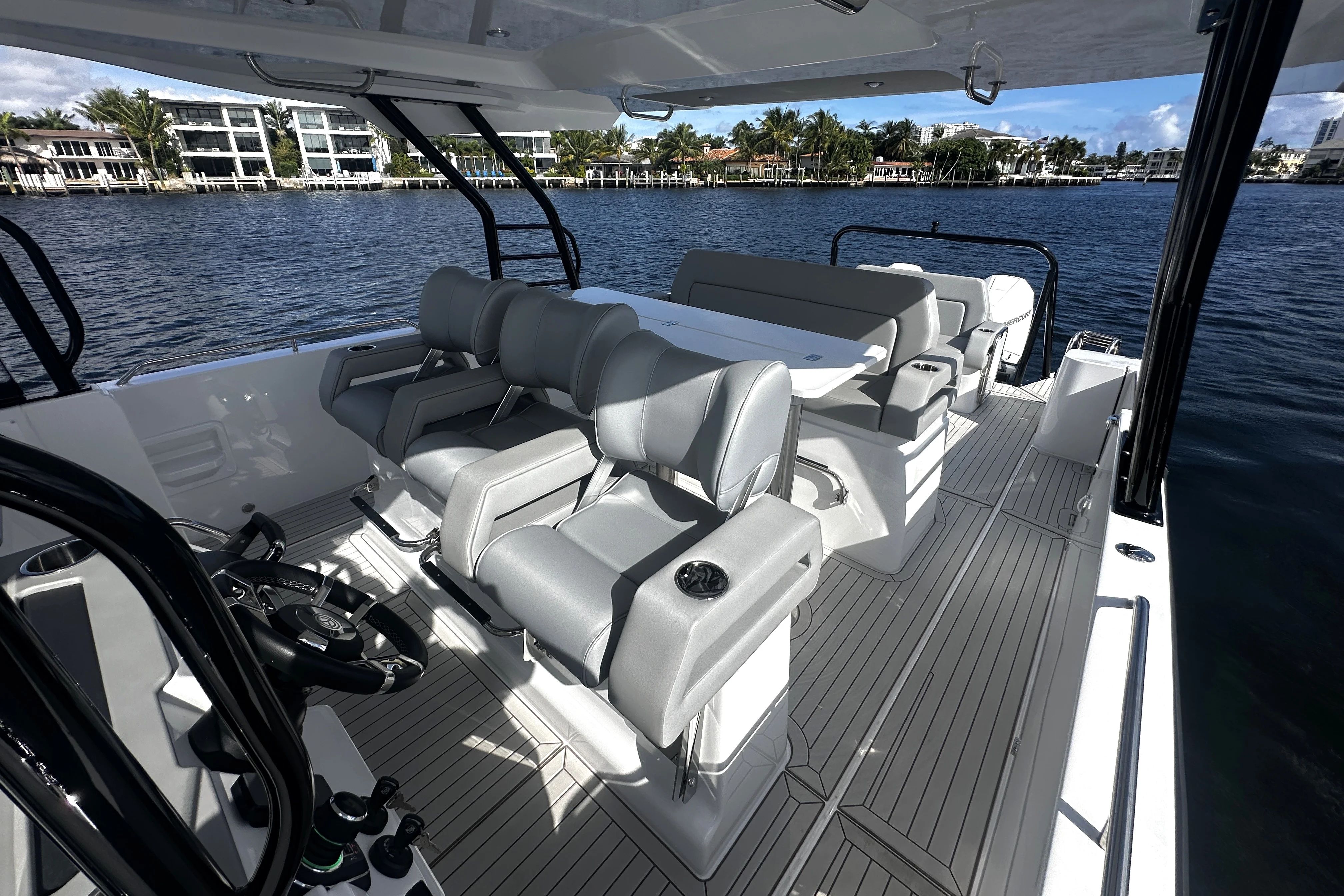 2026 Cruisers Yachts 38 VTR Image Thumbnail #31