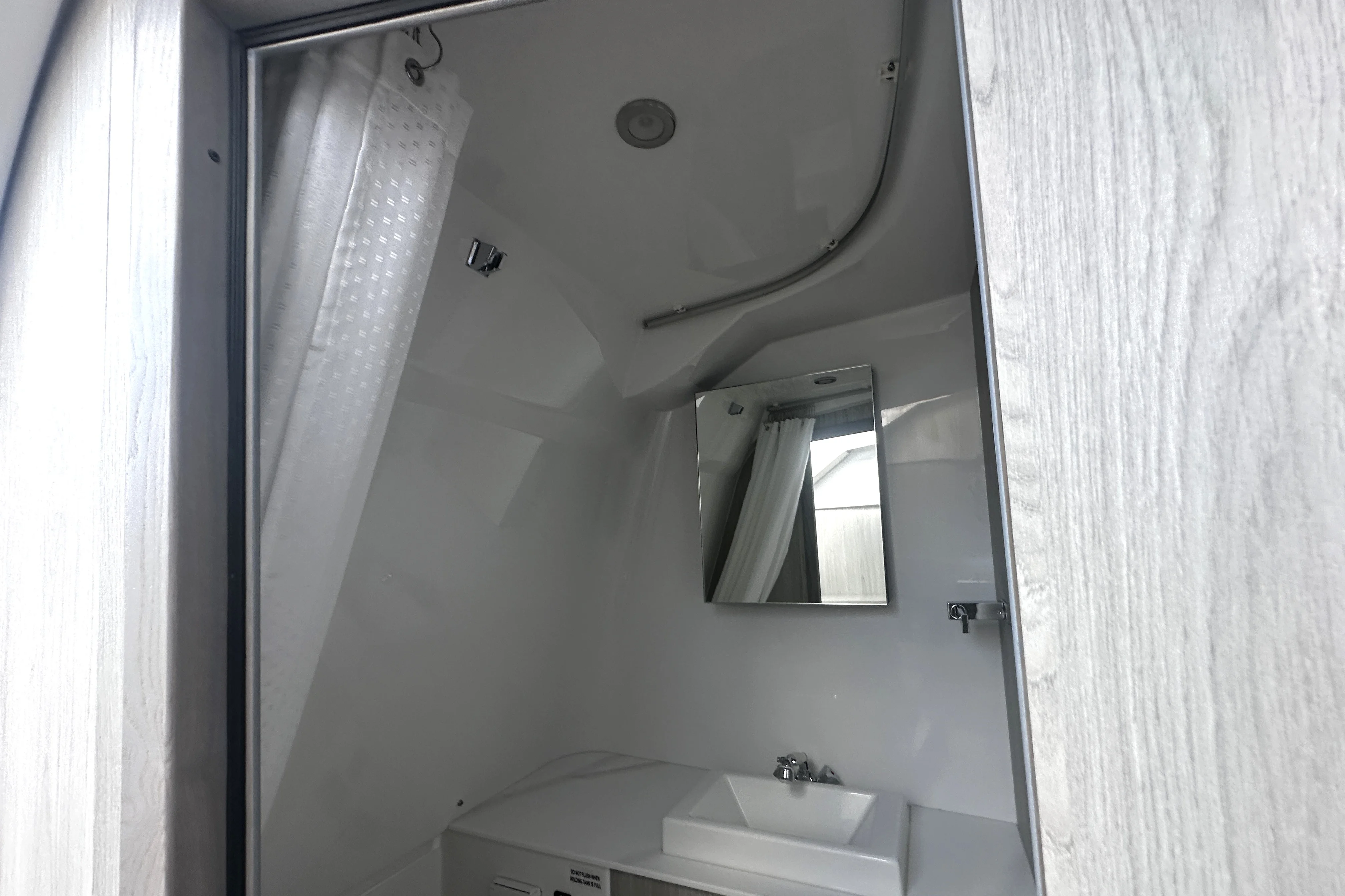 2026 Cruisers Yachts 38 VTR Image Thumbnail #53