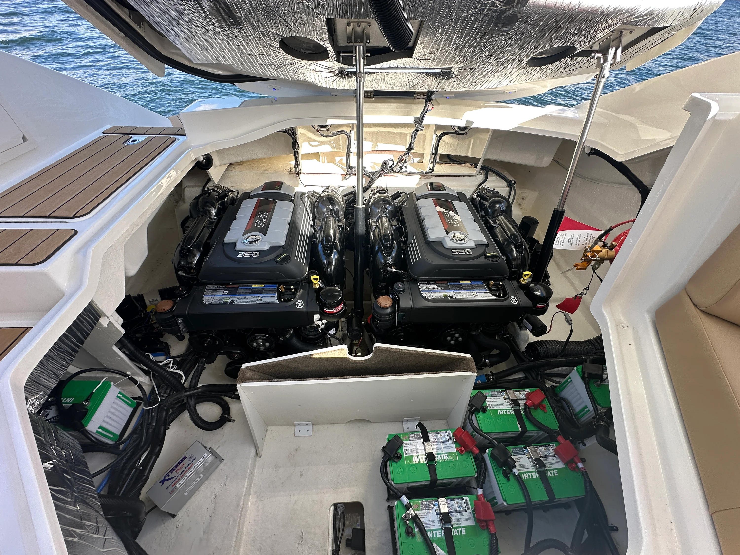 2026 Sea Ray SLX 310 Image Thumbnail #39