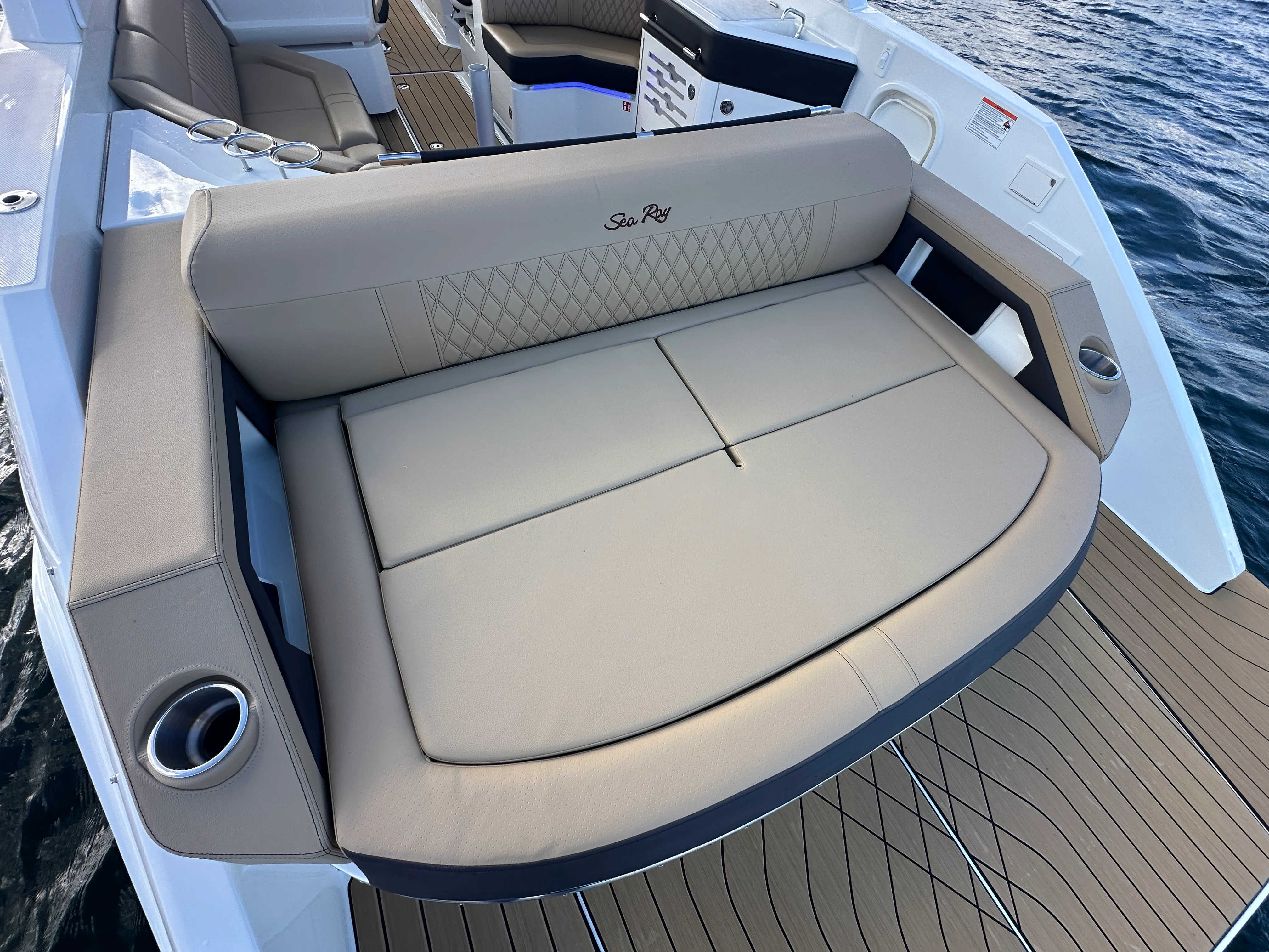 2026 Sea Ray SLX 310 Image Thumbnail #33