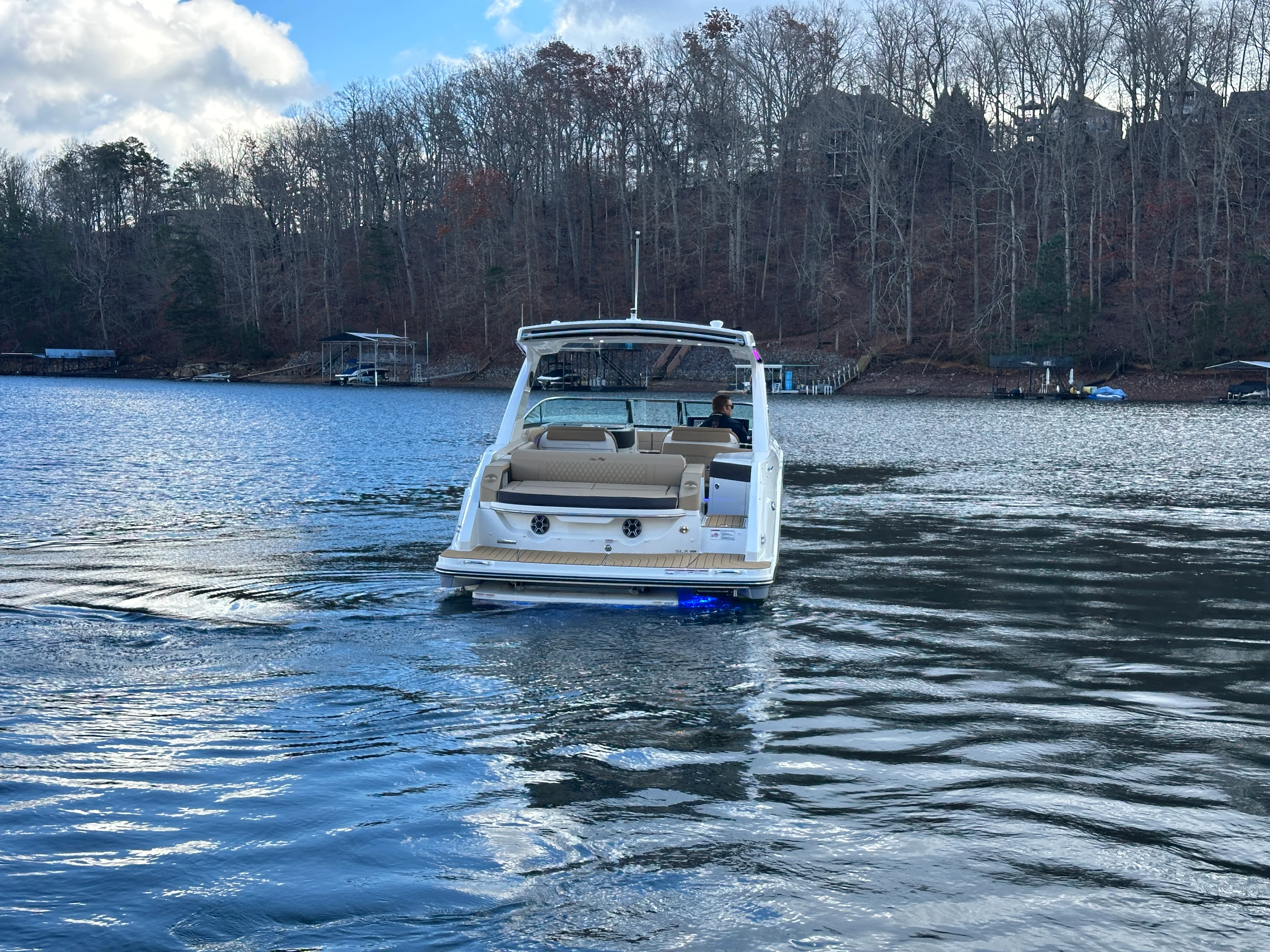 2026 Sea Ray SLX 310 Image Thumbnail #3