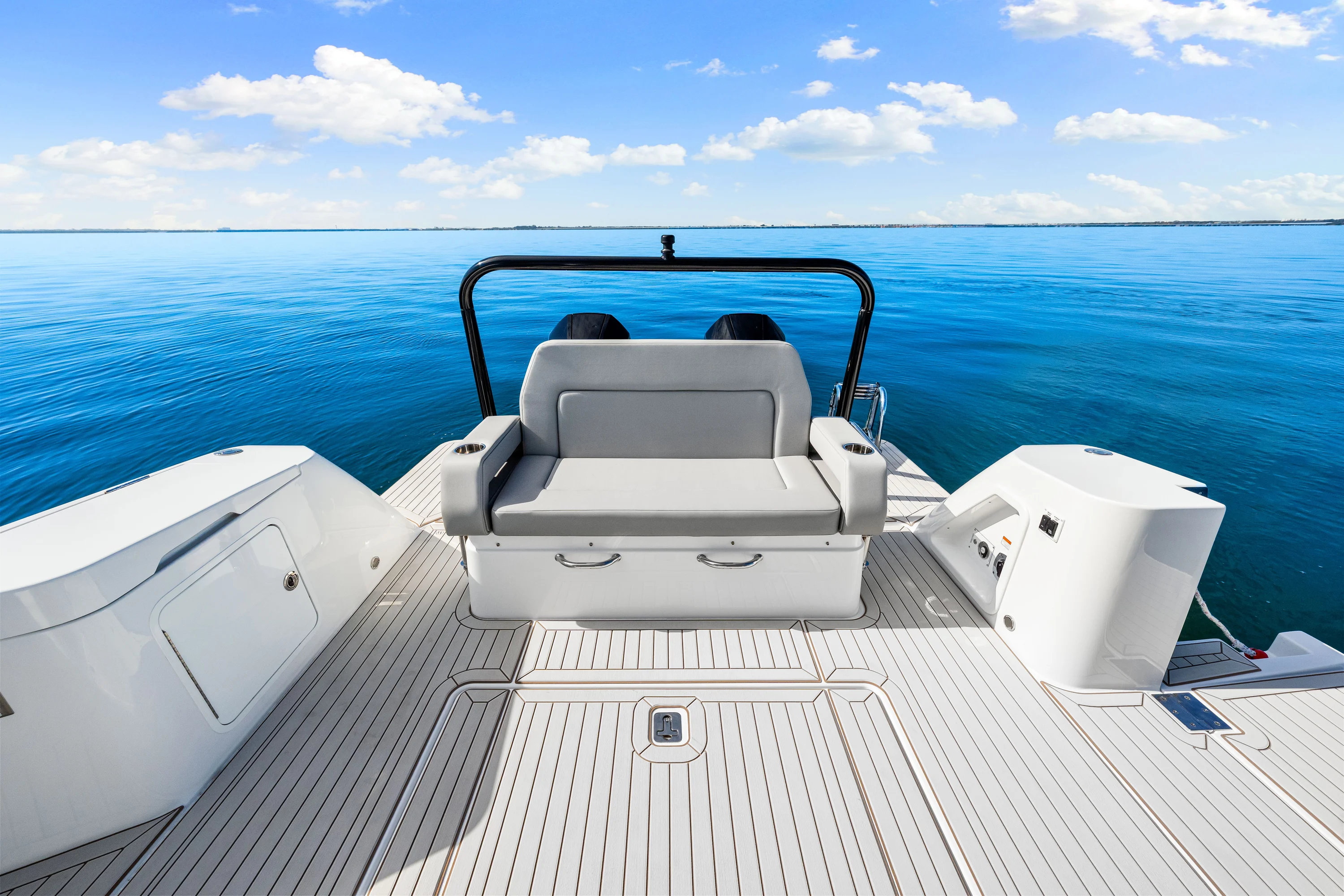 2026 Cruisers Yachts 38 VTR Image Thumbnail #53