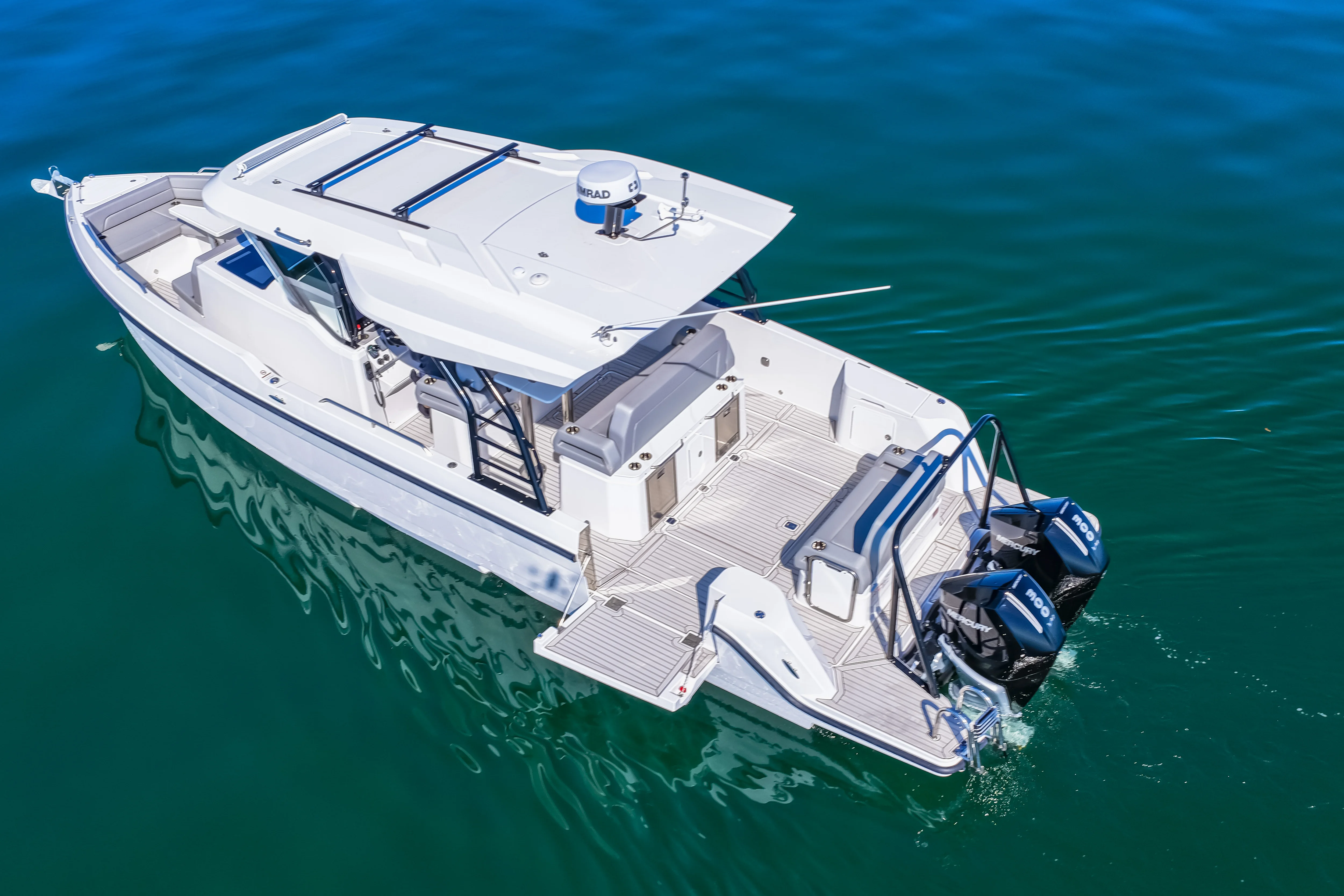 2026 Cruisers Yachts 38 VTR Image Thumbnail #26