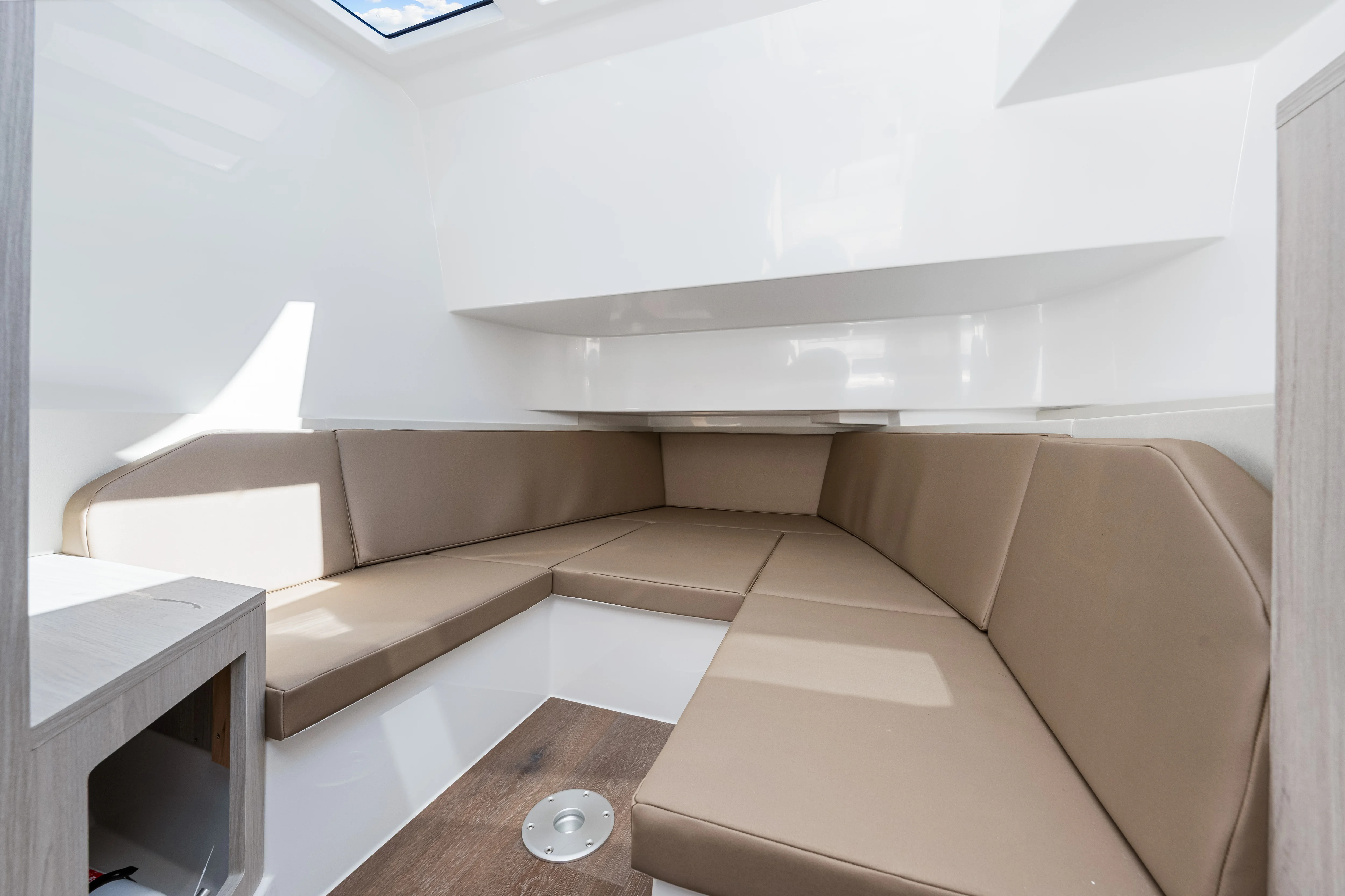 2026 Cruisers Yachts 38 VTR Image Thumbnail #73