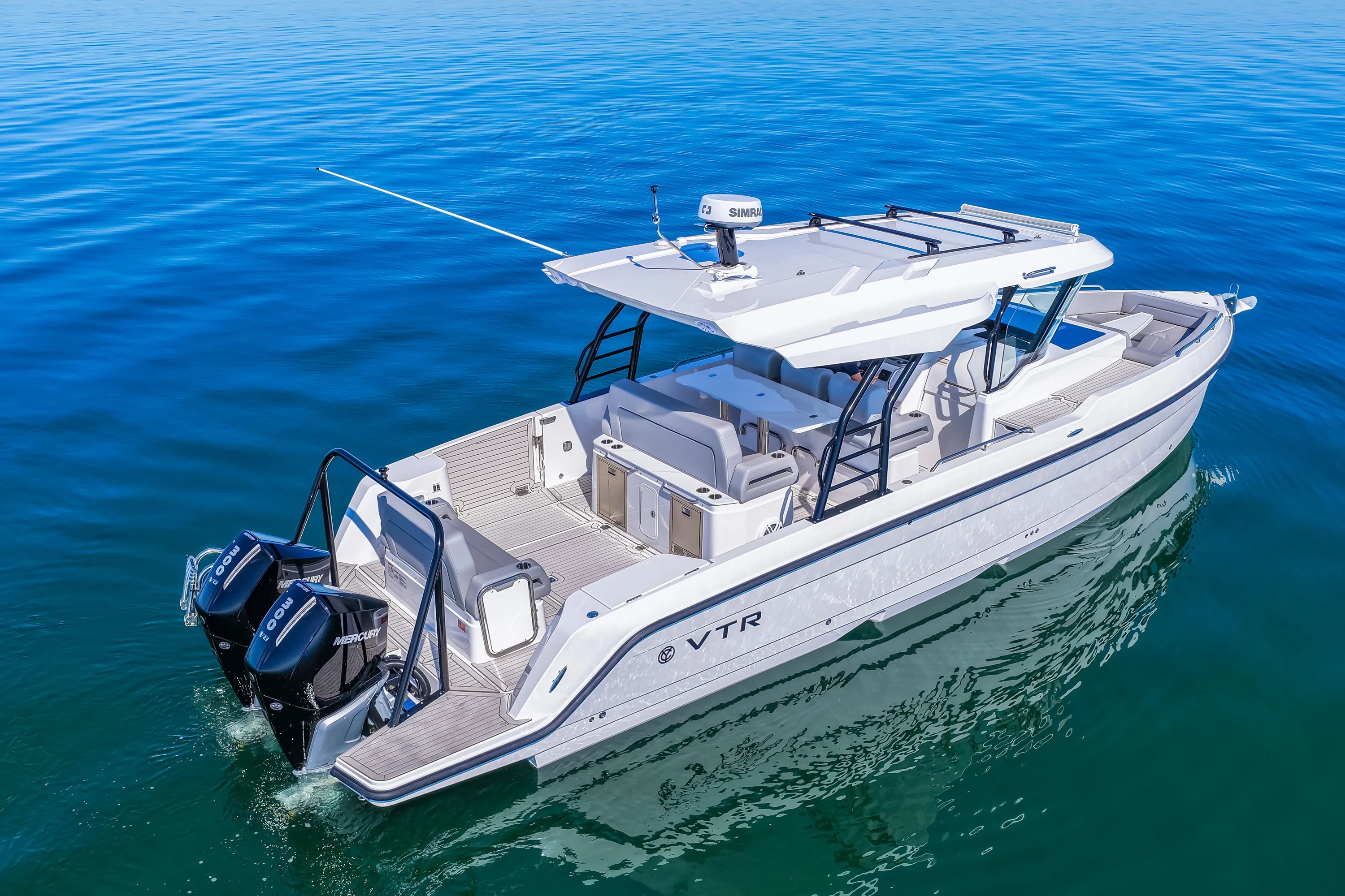 2026 Cruisers Yachts 38 VTR Image Thumbnail #7