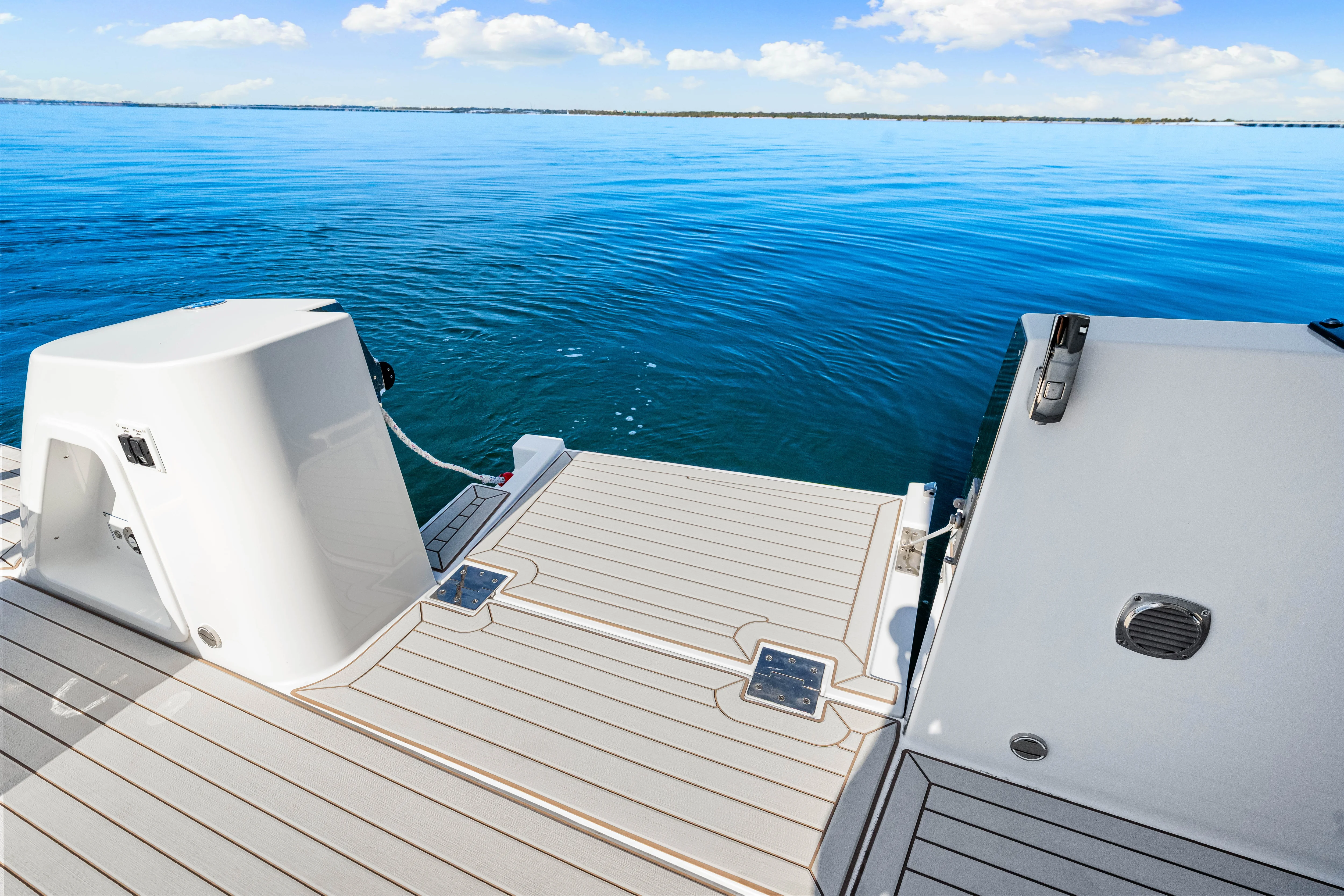 2026 Cruisers Yachts 38 VTR Image Thumbnail #51