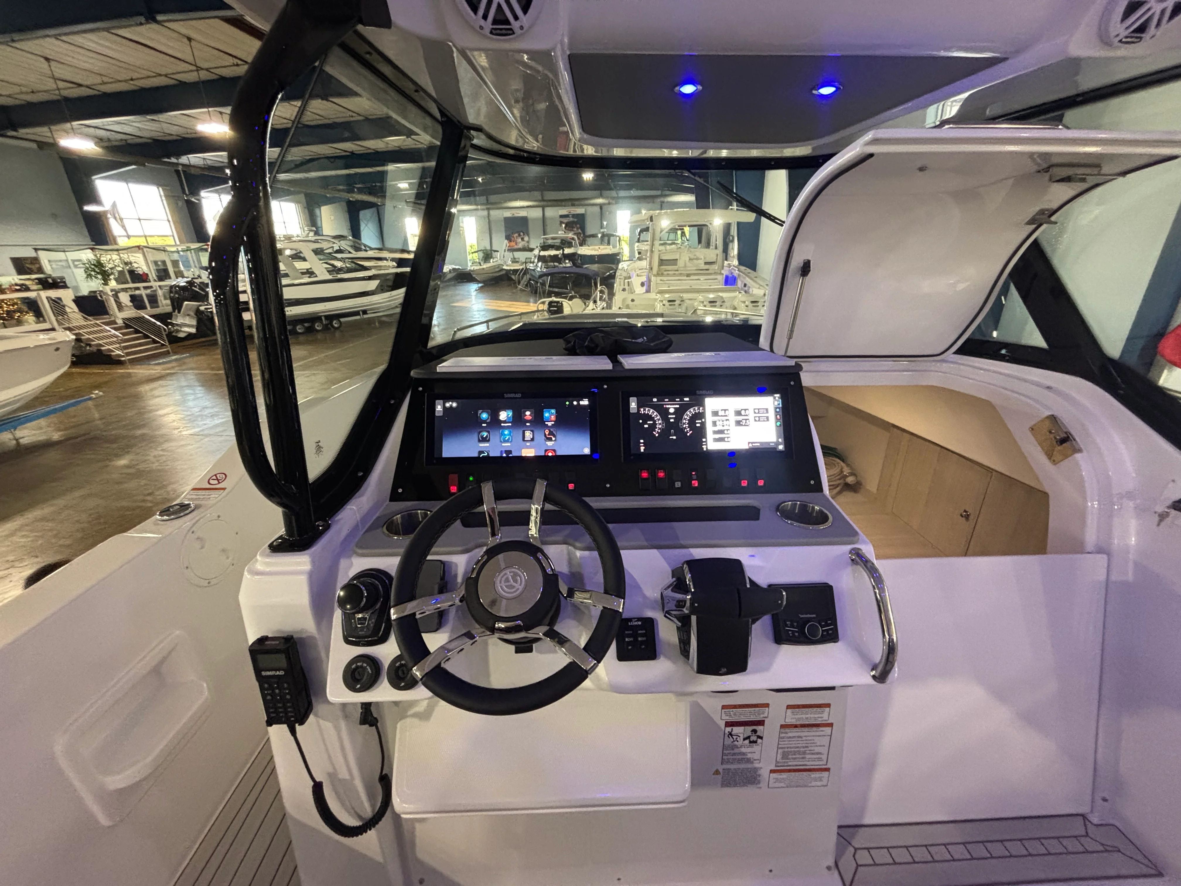 2026 Cruisers Yachts 38 VTR Image Thumbnail #21