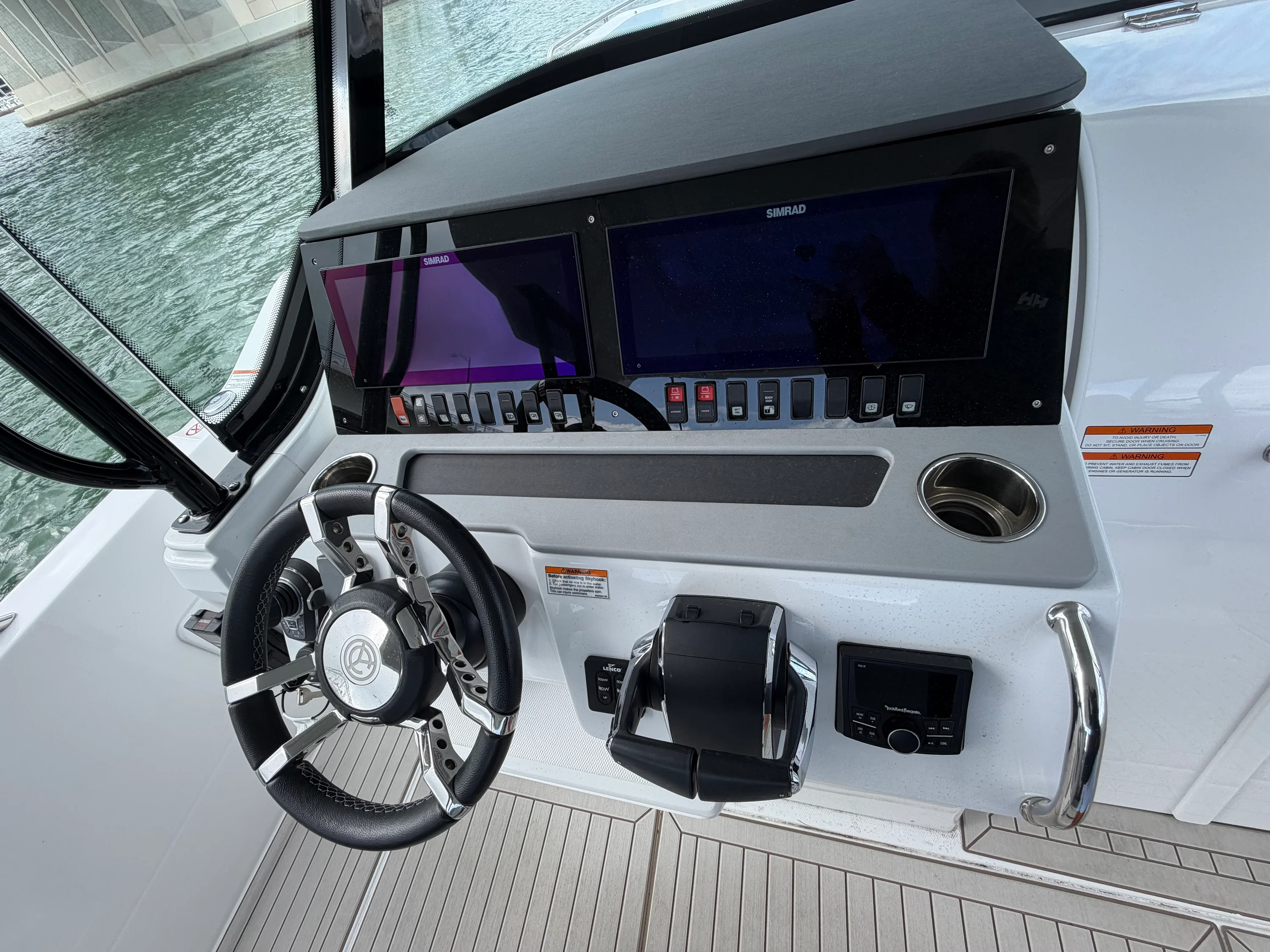 2026 Cruisers Yachts 38 VTR Image Thumbnail #18