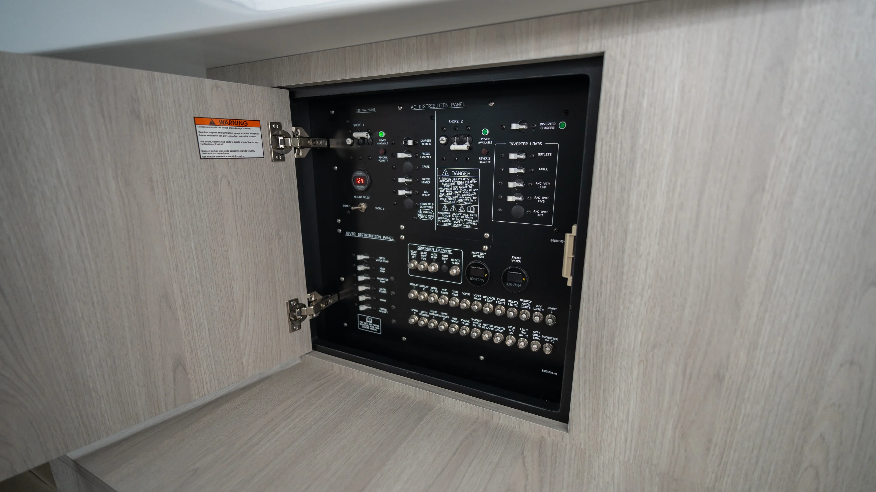 2026 Cruisers Yachts 38 VTR Image Thumbnail #46
