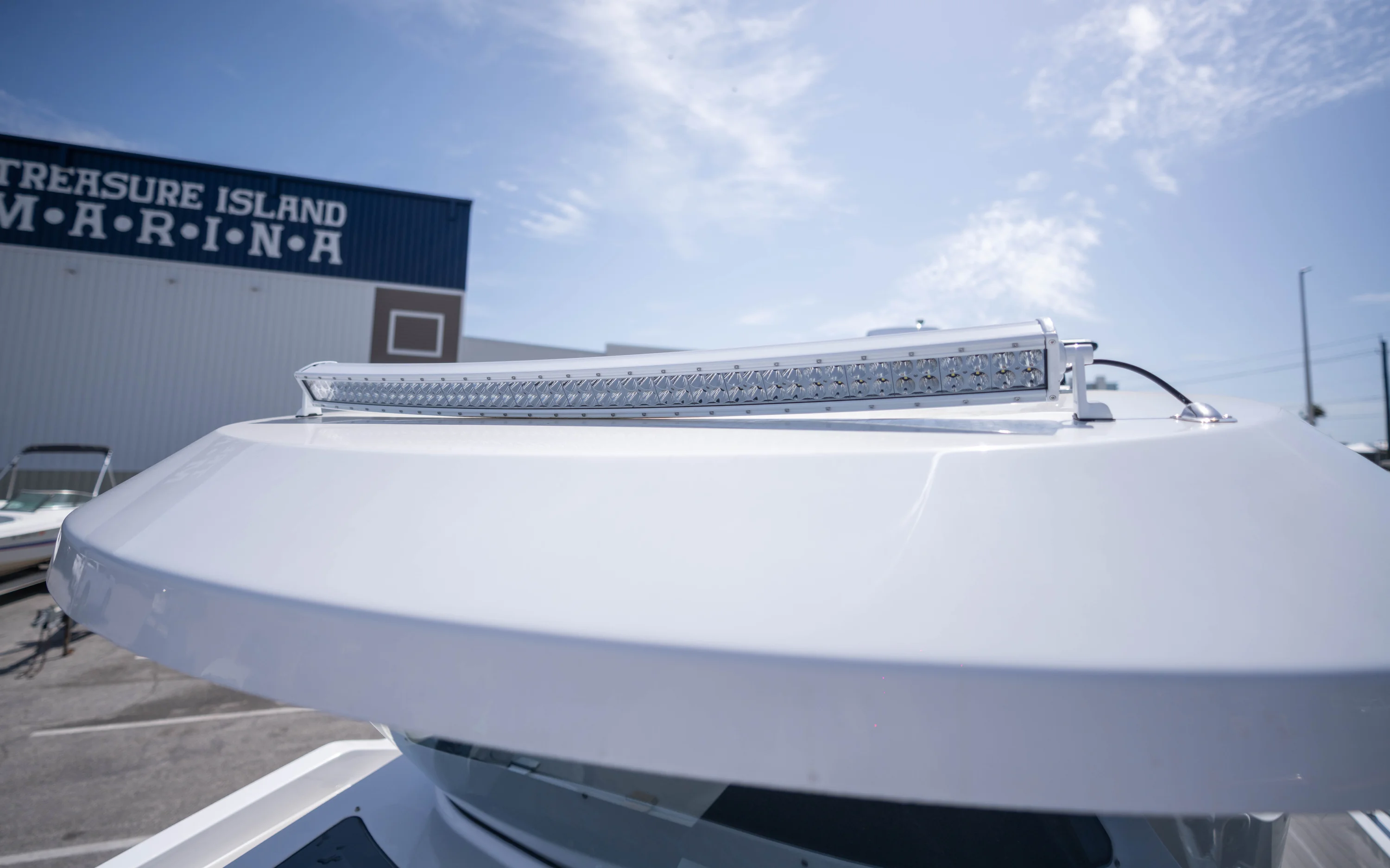 2026 Cruisers Yachts 38 VTR Image Thumbnail #17