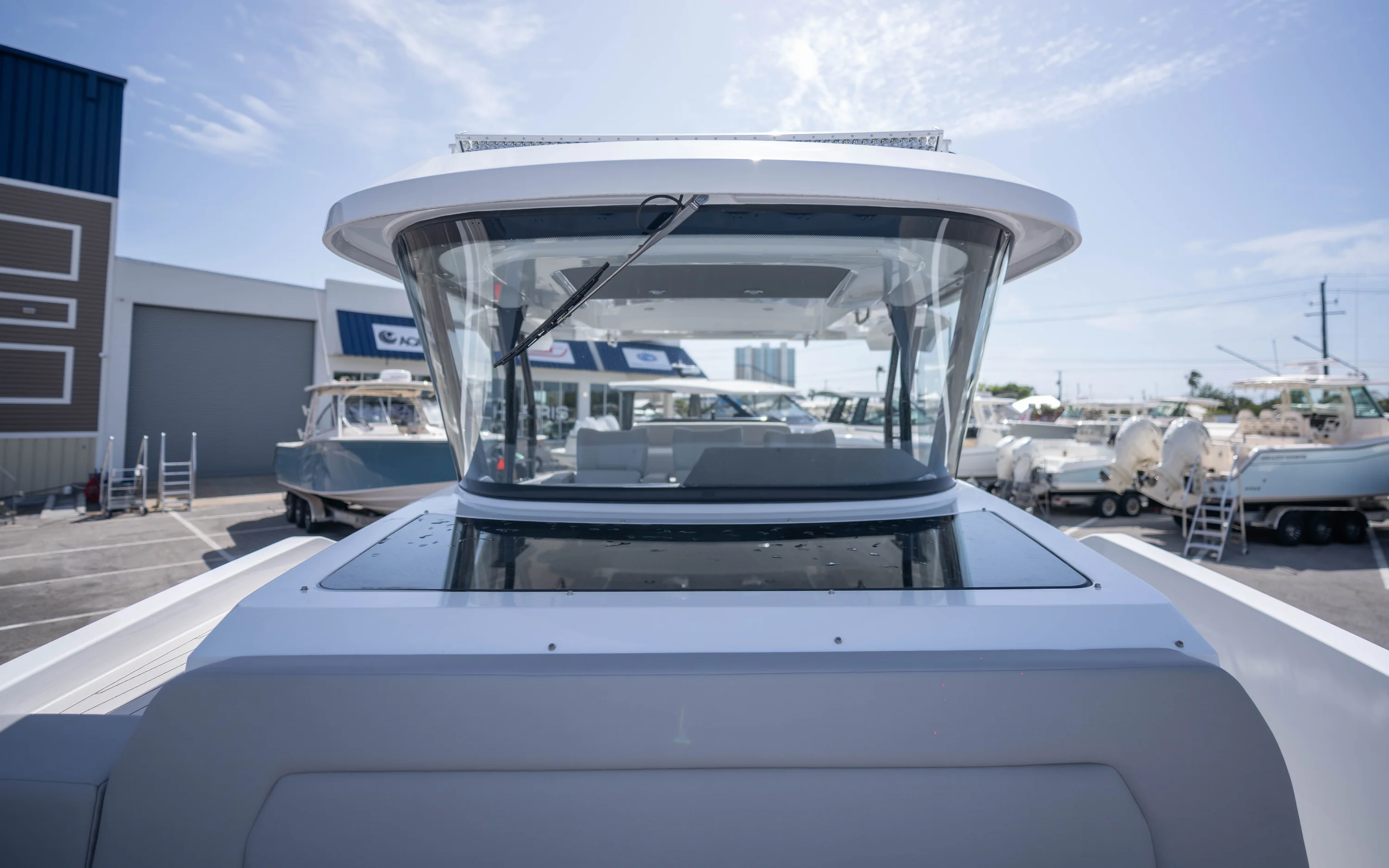 2026 Cruisers Yachts 38 VTR Image Thumbnail #16