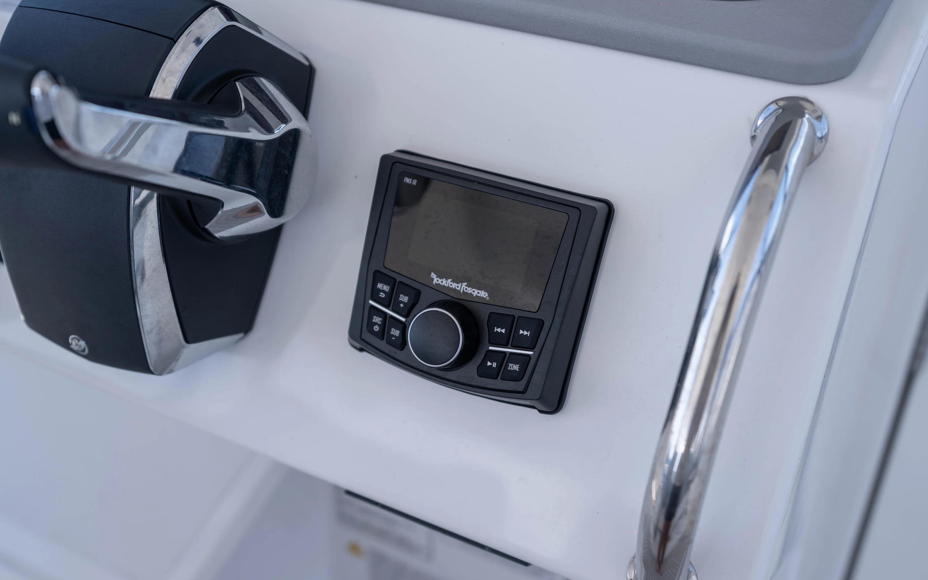 2026 Cruisers Yachts 38 VTR Image Thumbnail #28