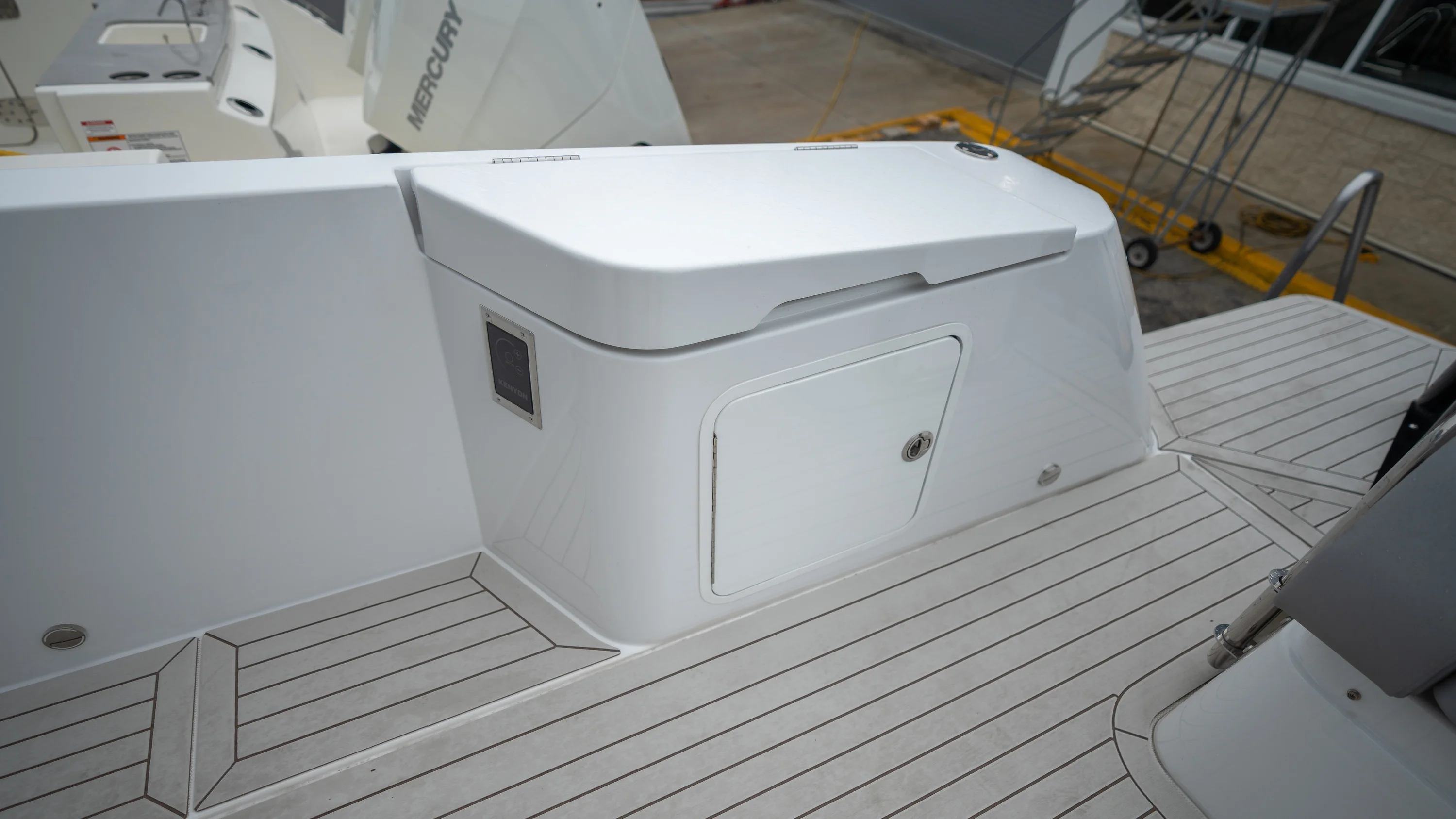 2026 Cruisers Yachts 38 VTR Image Thumbnail #39
